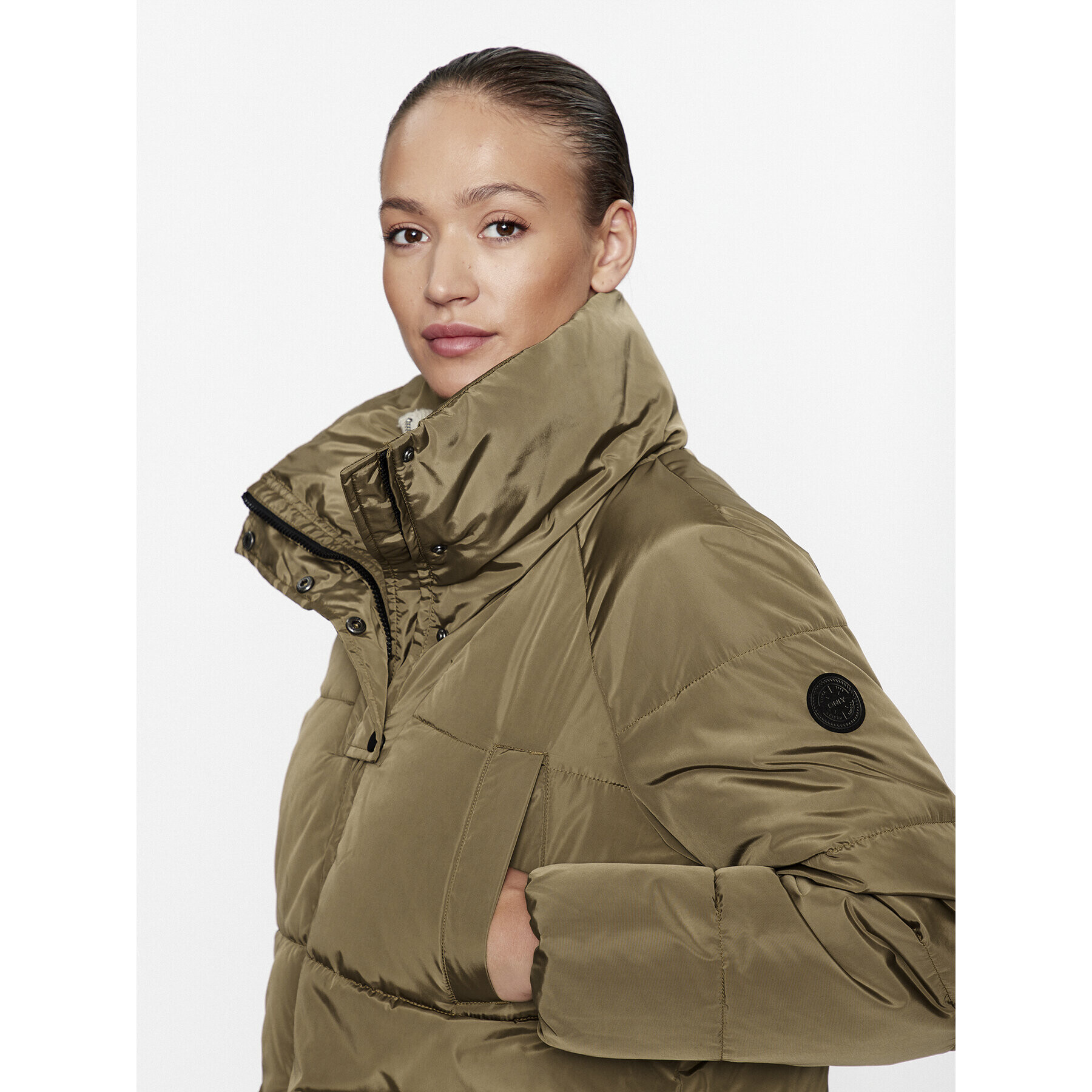 ONLY Пухено яке 15294315 Кафяв Regular Fit - Pepit.bg