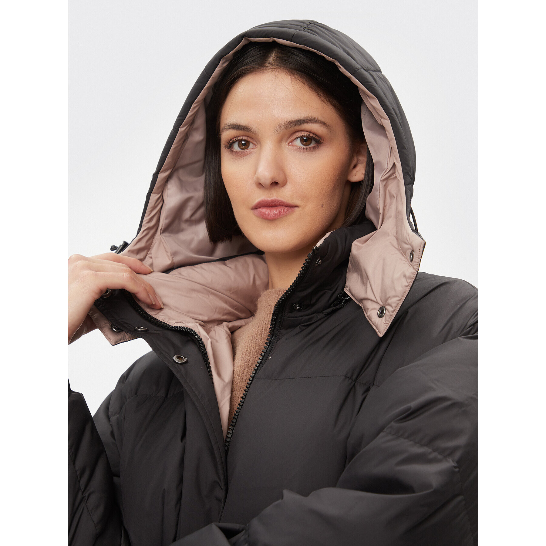 ONLY Пухено яке 15294690 Черен Regular Fit - Pepit.bg