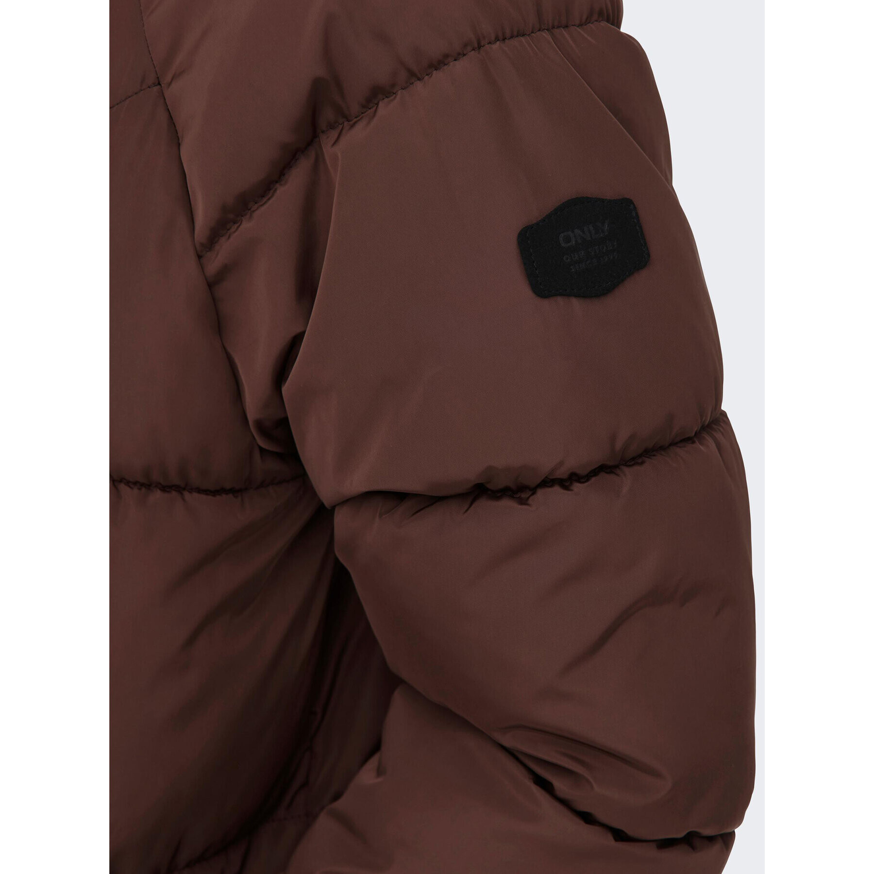 ONLY Пухено яке Amanda 15233425 Кафяв Regular Fit - Pepit.bg