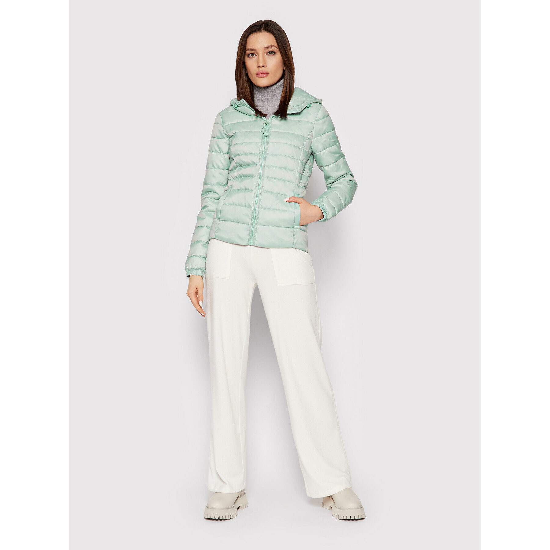 ONLY Пухено яке Tahoe 15156569 Зелен Regular Fit - Pepit.bg