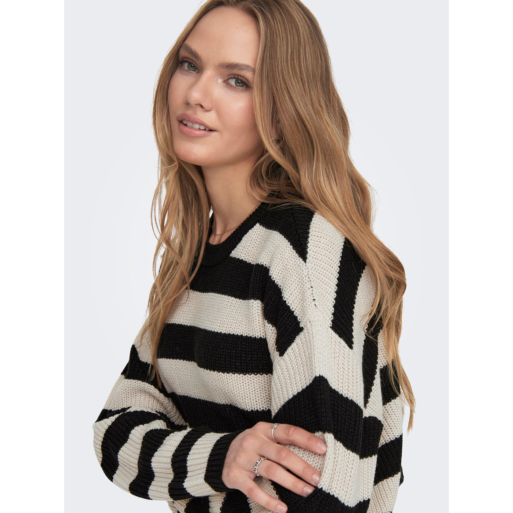 ONLY Пуловер Malavi 15284453 Черен Regular Fit - Pepit.bg