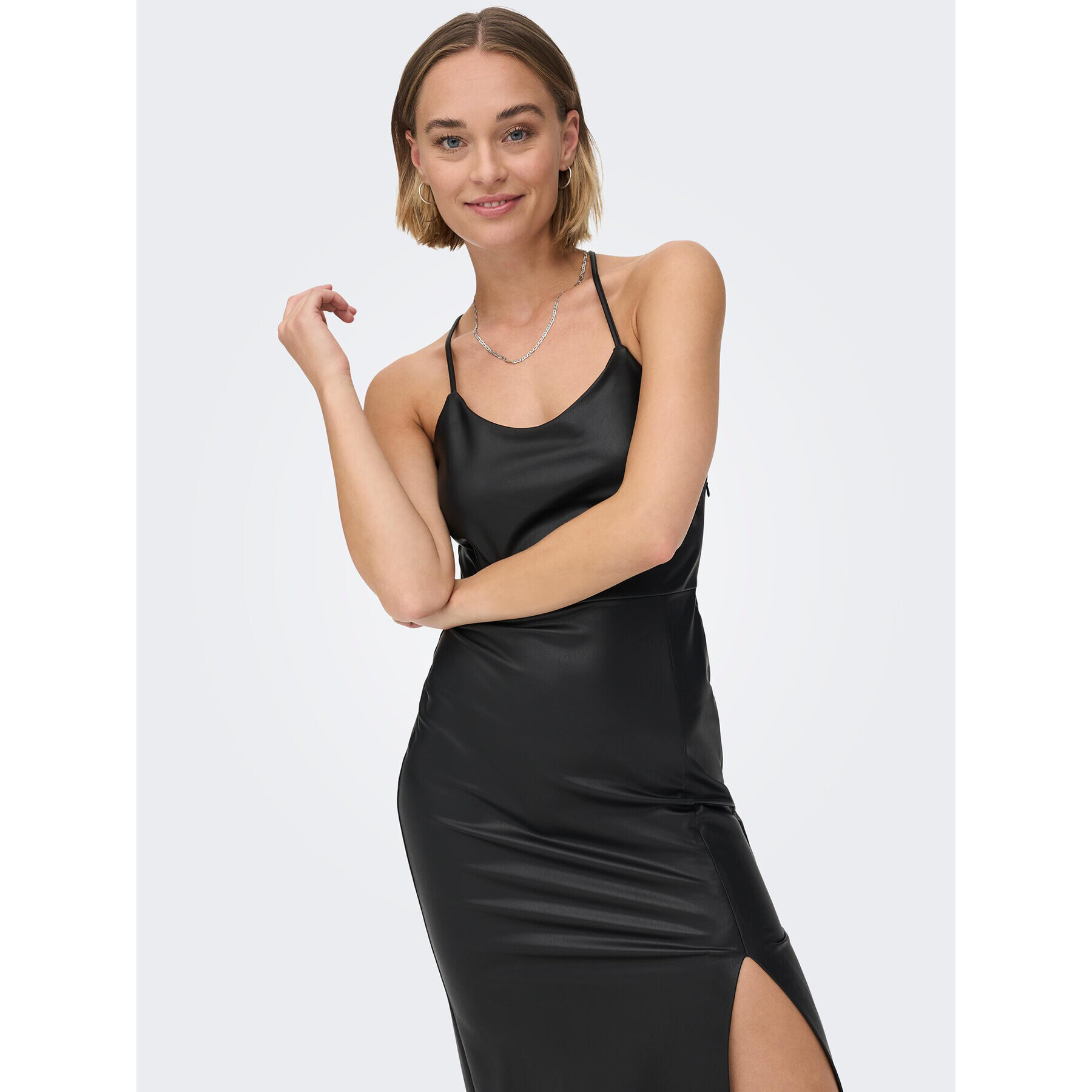 ONLY Рокля от имитация на кожа Rina 15272371 Черен Slim Fit - Pepit.bg