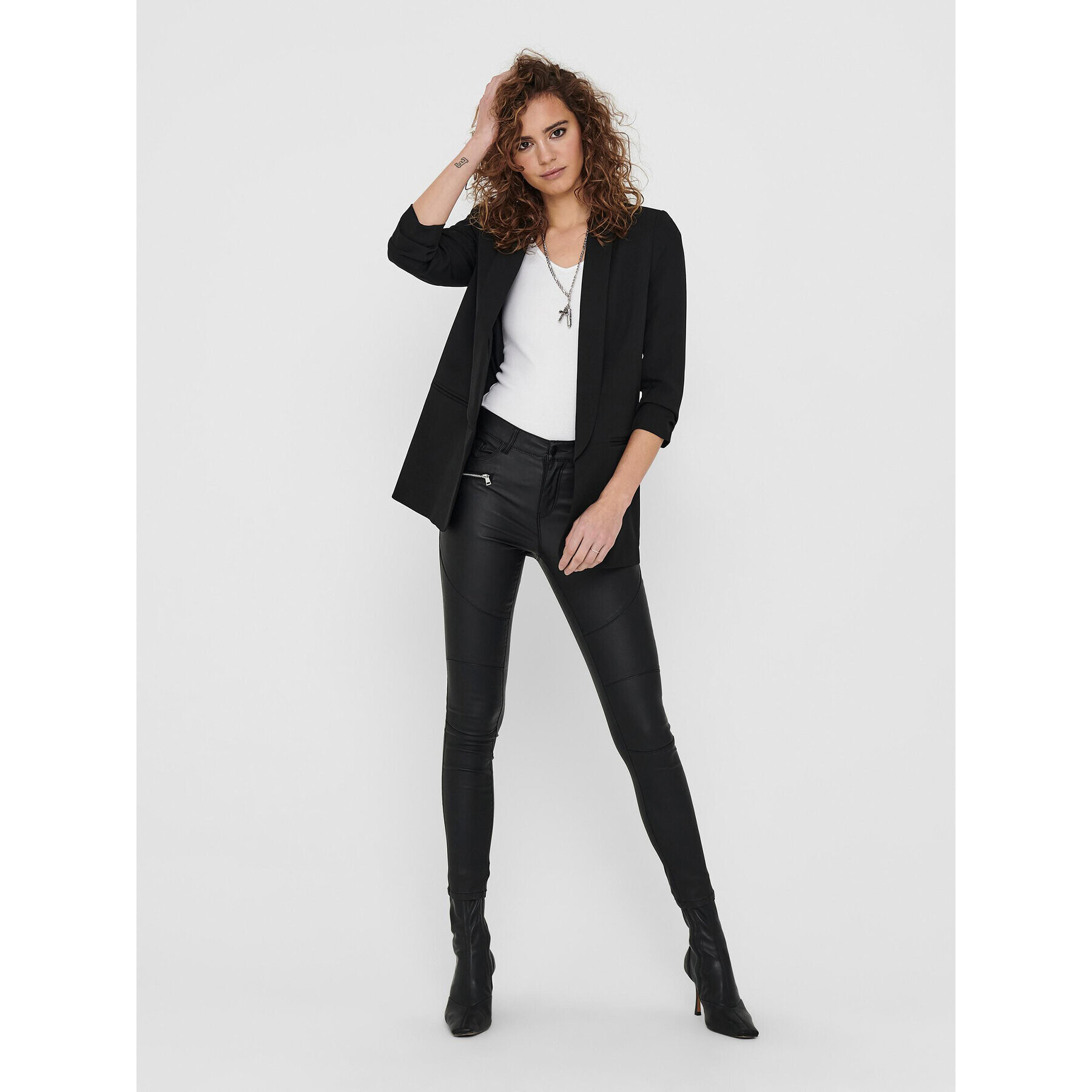 ONLY Сако Elly 15197451 Черен Regular Fit - Pepit.bg