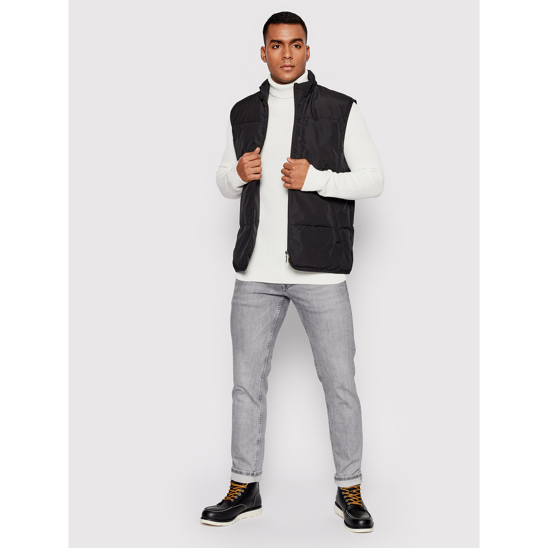 Only & Sons Елек Jeremy 22020390 Черен Slim Fit - Pepit.bg