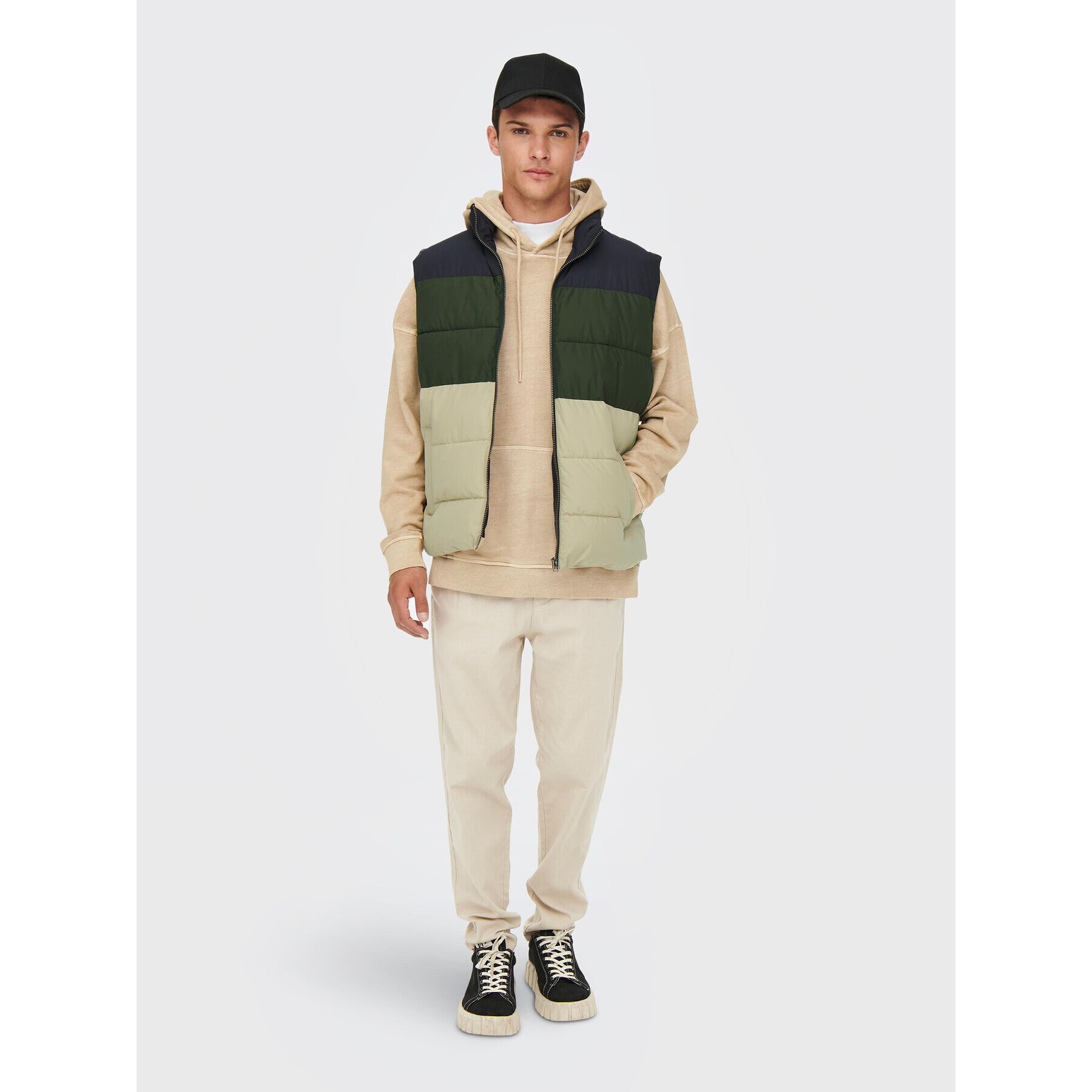 Only & Sons Елек Melvin 22022232 Цветен Regular Fit - Pepit.bg