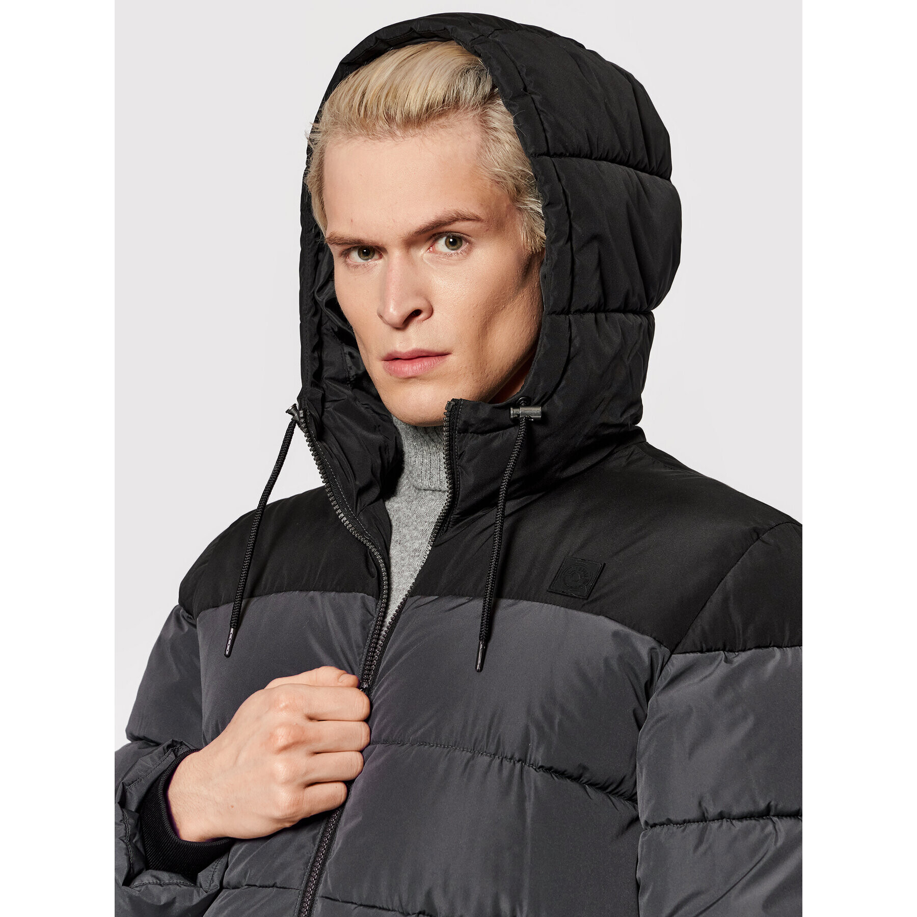 Only & Sons Пухено яке Melvin 22022100 Сив Regular Fit - Pepit.bg