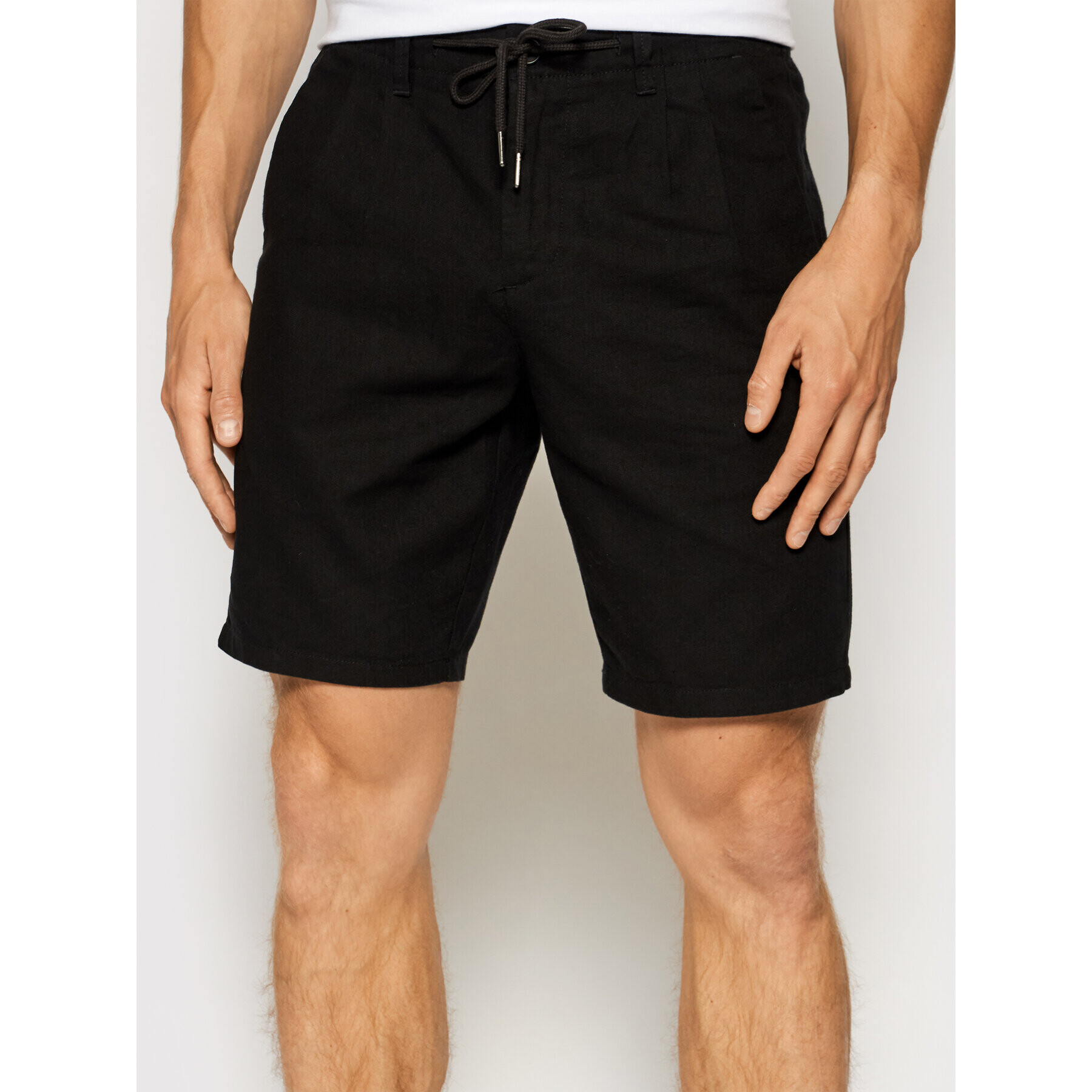 Only & Sons Шорти от плат Leo 22019201 Черен Regular Fit - Pepit.bg