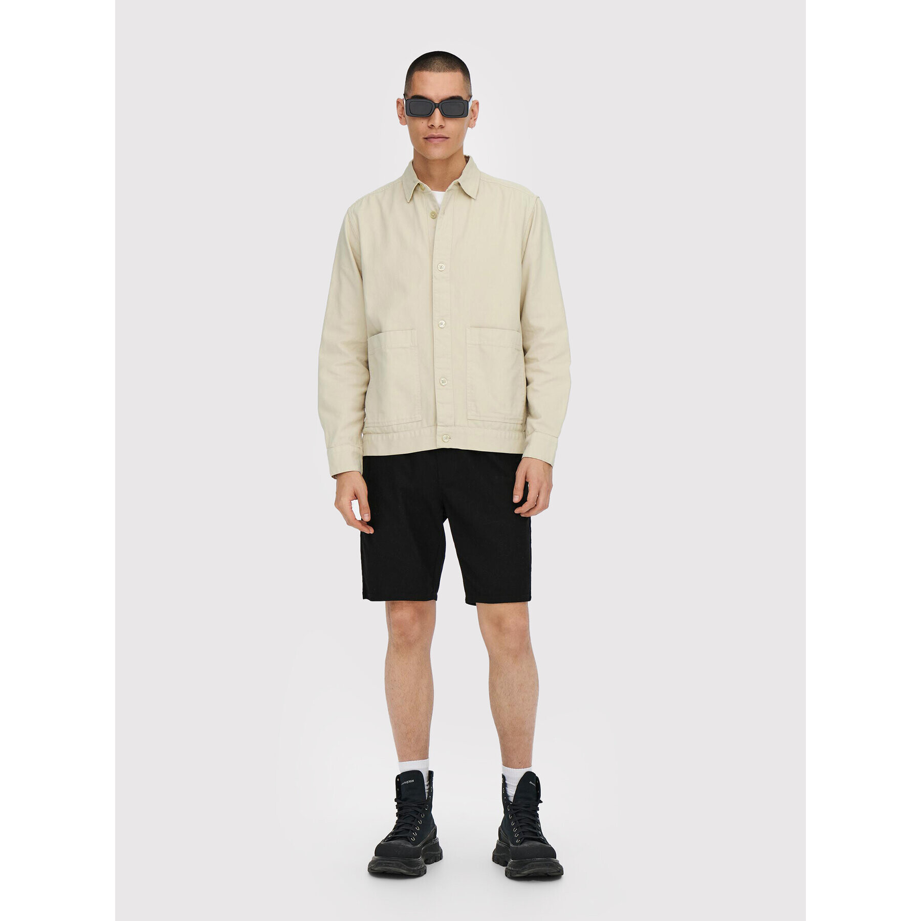 Only & Sons Шорти от плат Linus 22021824 Черен Regular Fit - Pepit.bg