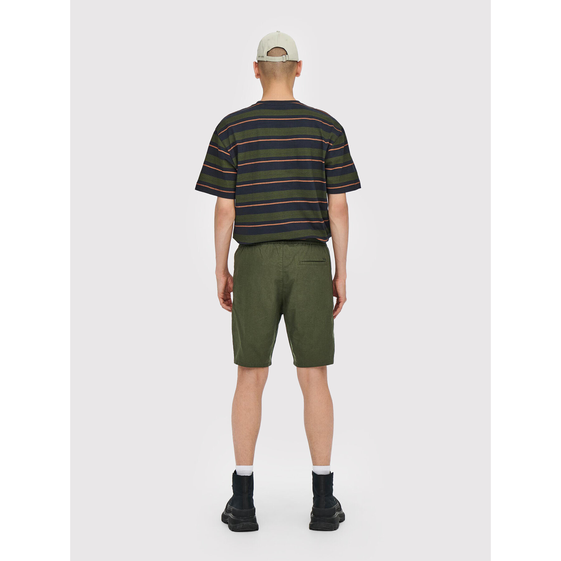 Only & Sons Шорти от плат Linus 22021824 Зелен Regular Fit - Pepit.bg