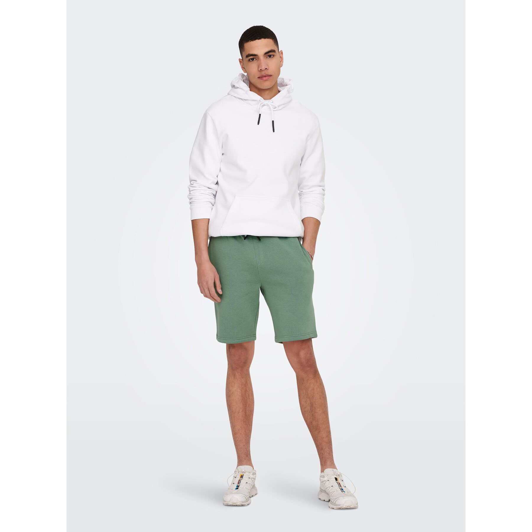 Only & Sons Спортни шорти 22019490 Зелен Regular Fit - Pepit.bg