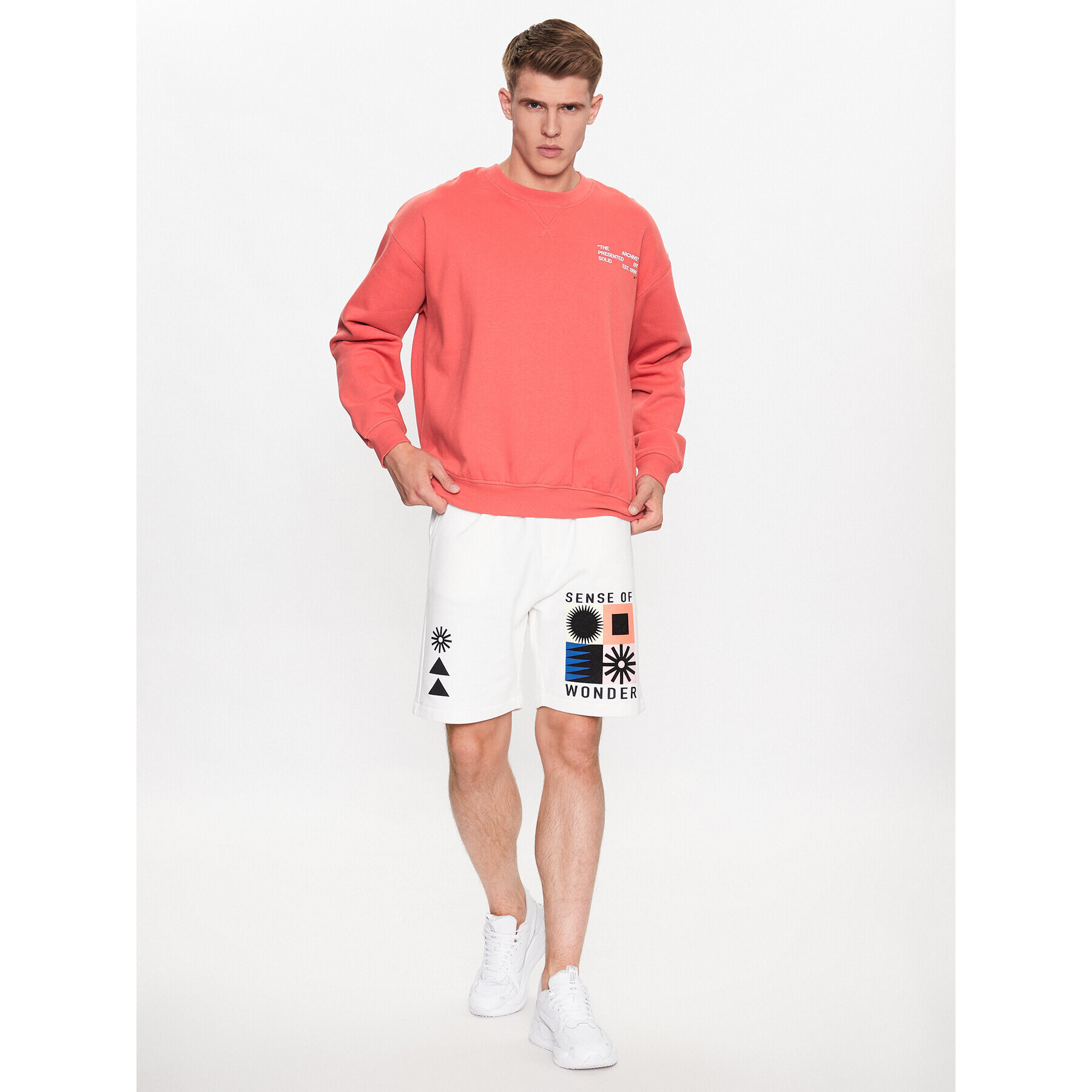 Only & Sons Спортни шорти 22025416 Бял Relaxed Fit - Pepit.bg