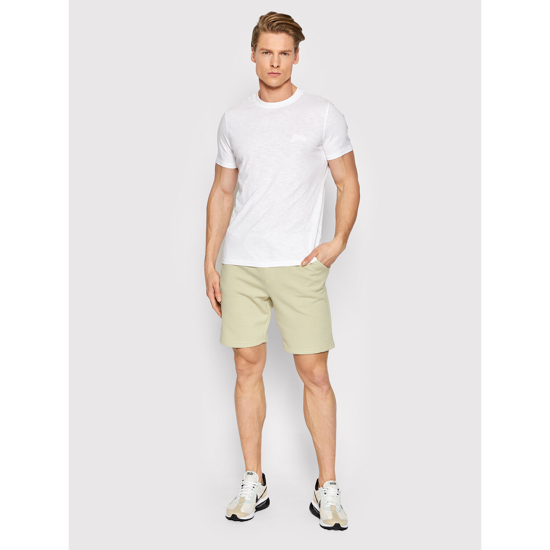 Only & Sons Спортни шорти Ceres 22019490 Бежов Regular Fit - Pepit.bg