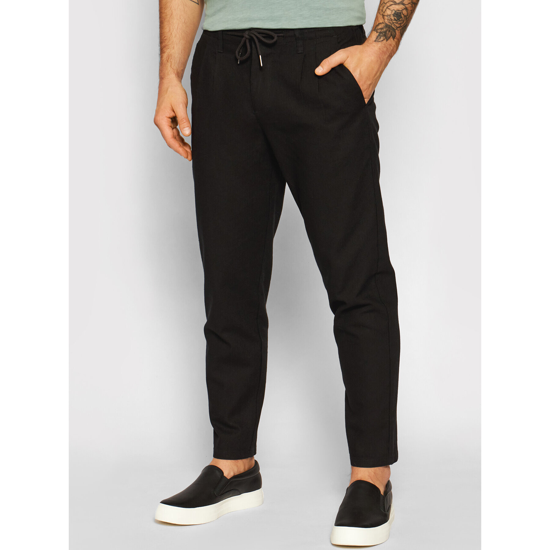 Only & Sons Текстилни панталони Leo 22013002 Черен Regular Fit - Pepit.bg