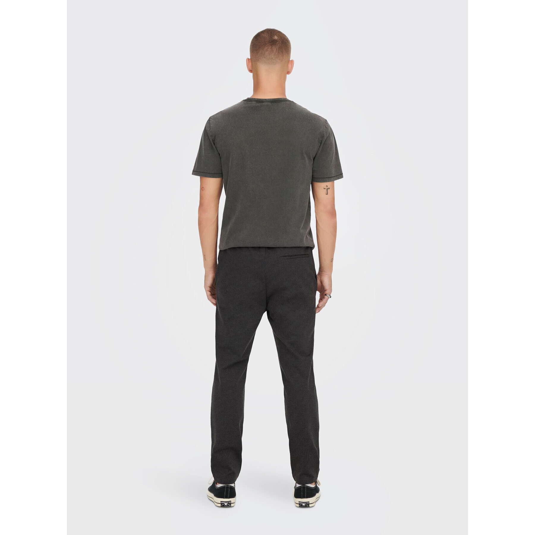 Only & Sons Текстилни панталони Linus 22023492 Черен Relaxed Fit - Pepit.bg