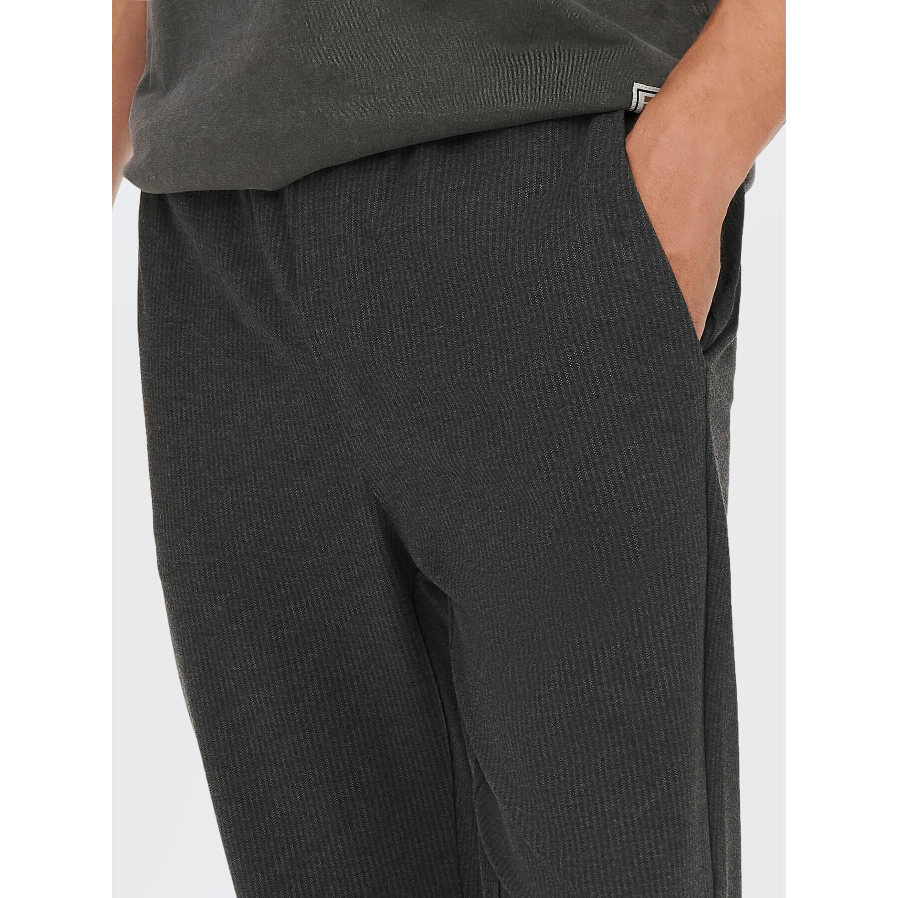 Only & Sons Текстилни панталони Linus 22023492 Черен Relaxed Fit - Pepit.bg