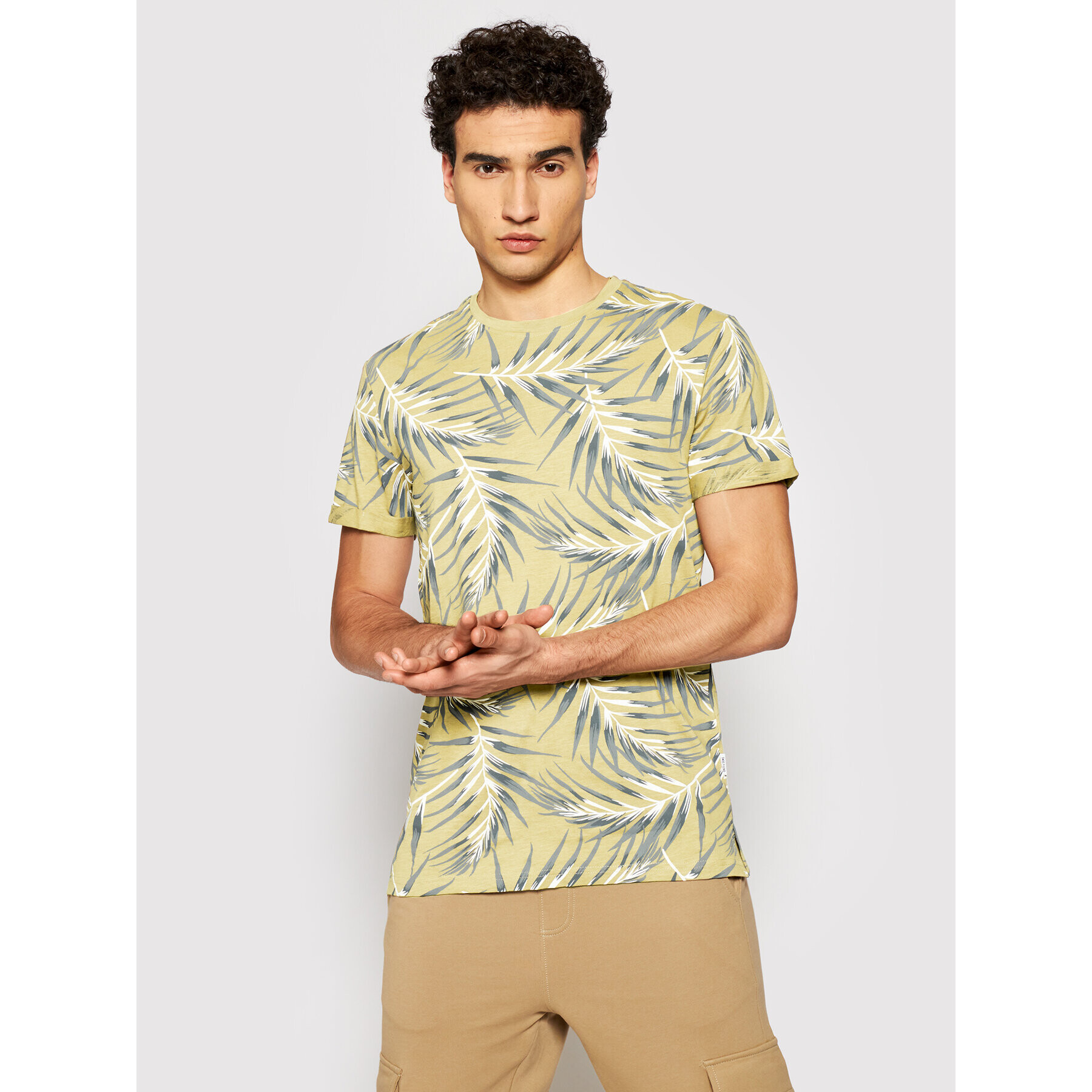 Only & Sons Тишърт Iason 22016762 Кафяв Slim Fit - Pepit.bg