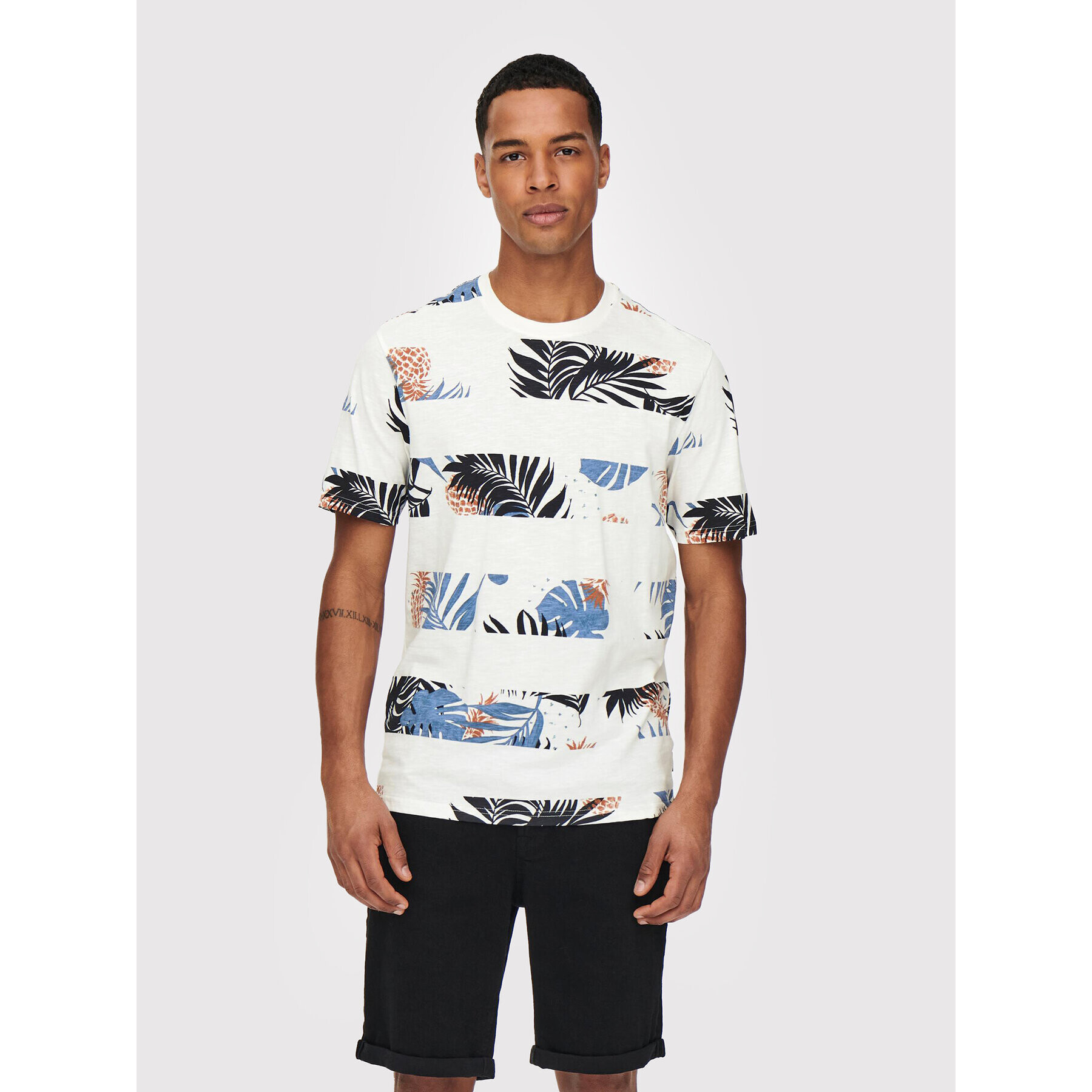 Only & Sons Тишърт Melodi 22022191 Бял Regular Fit - Pepit.bg