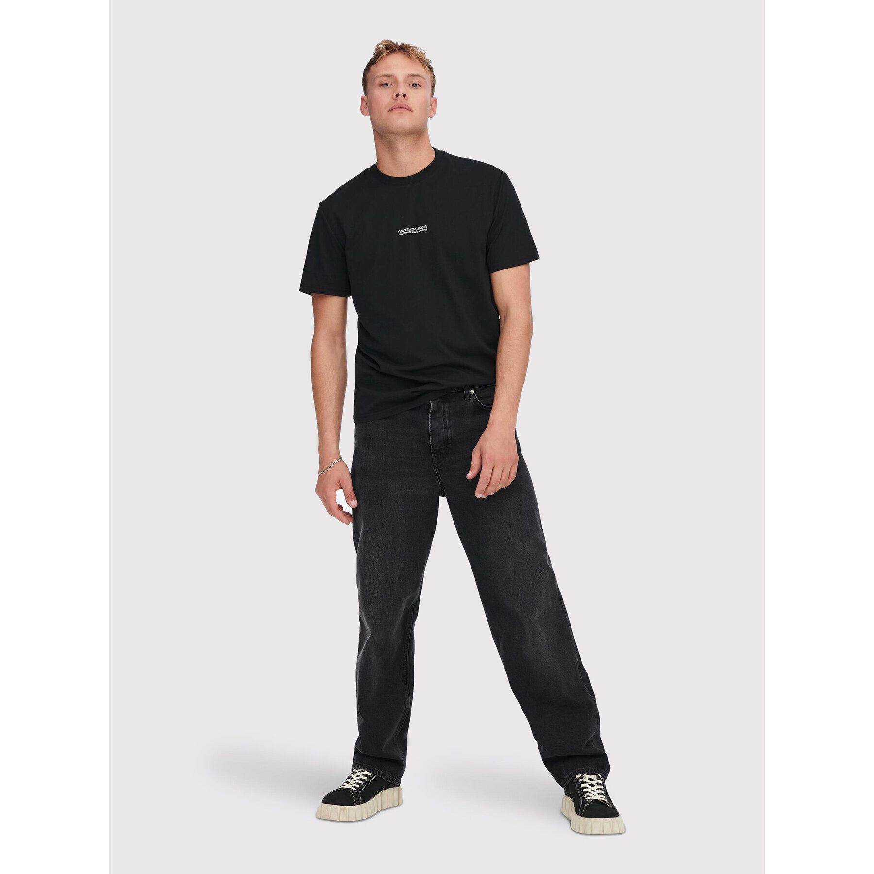 Only & Sons Тишърт Musk 22023843 Черен Regular Fit - Pepit.bg