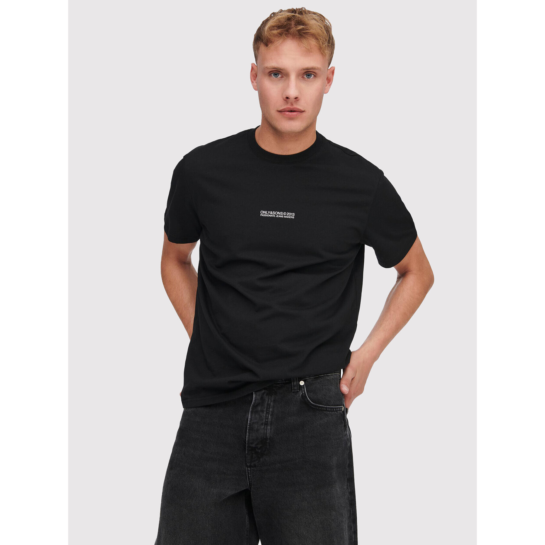 Only & Sons Тишърт Musk 22023843 Черен Regular Fit - Pepit.bg