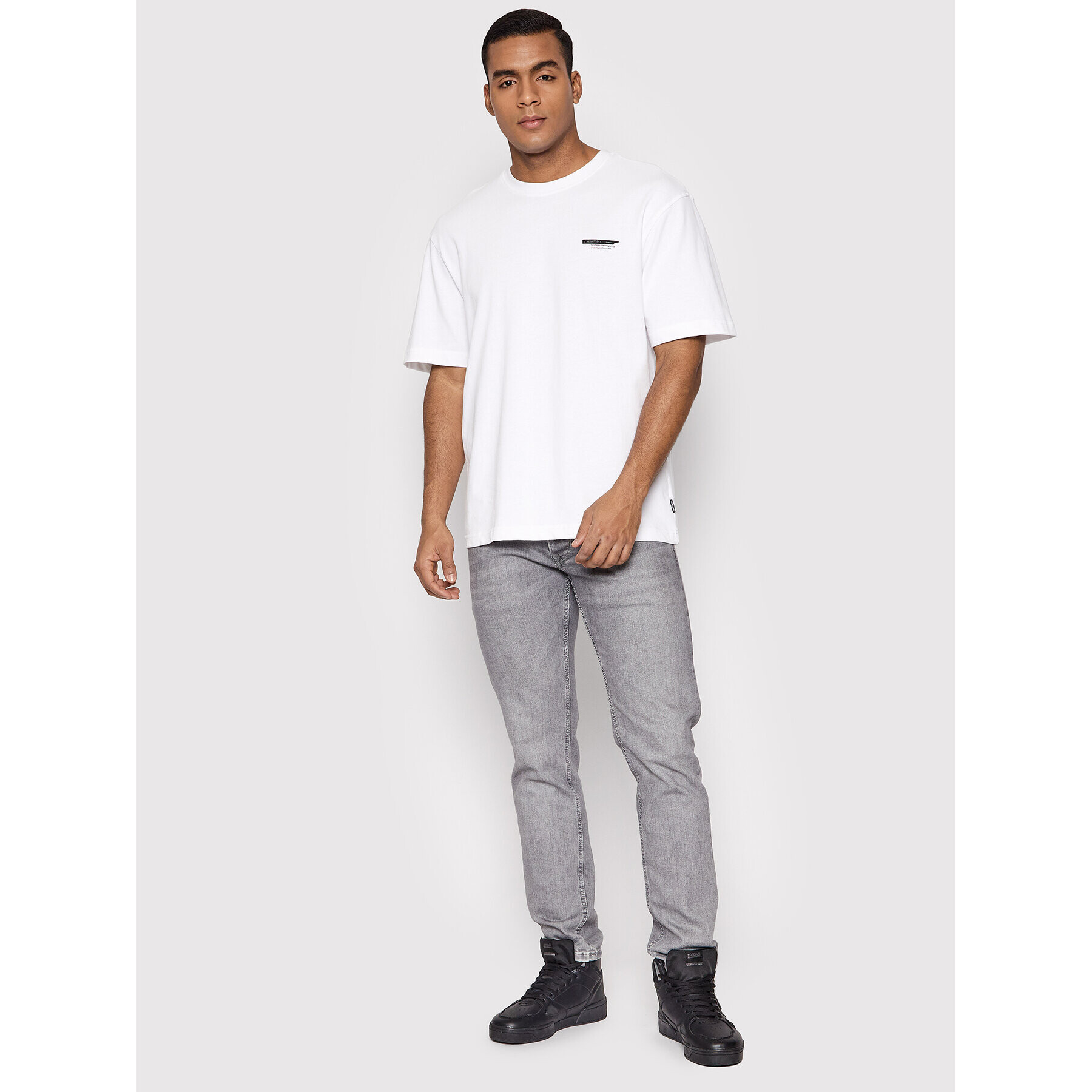 Only & Sons Тишърт Osris 22021343 Бял Relaxed Fit - Pepit.bg