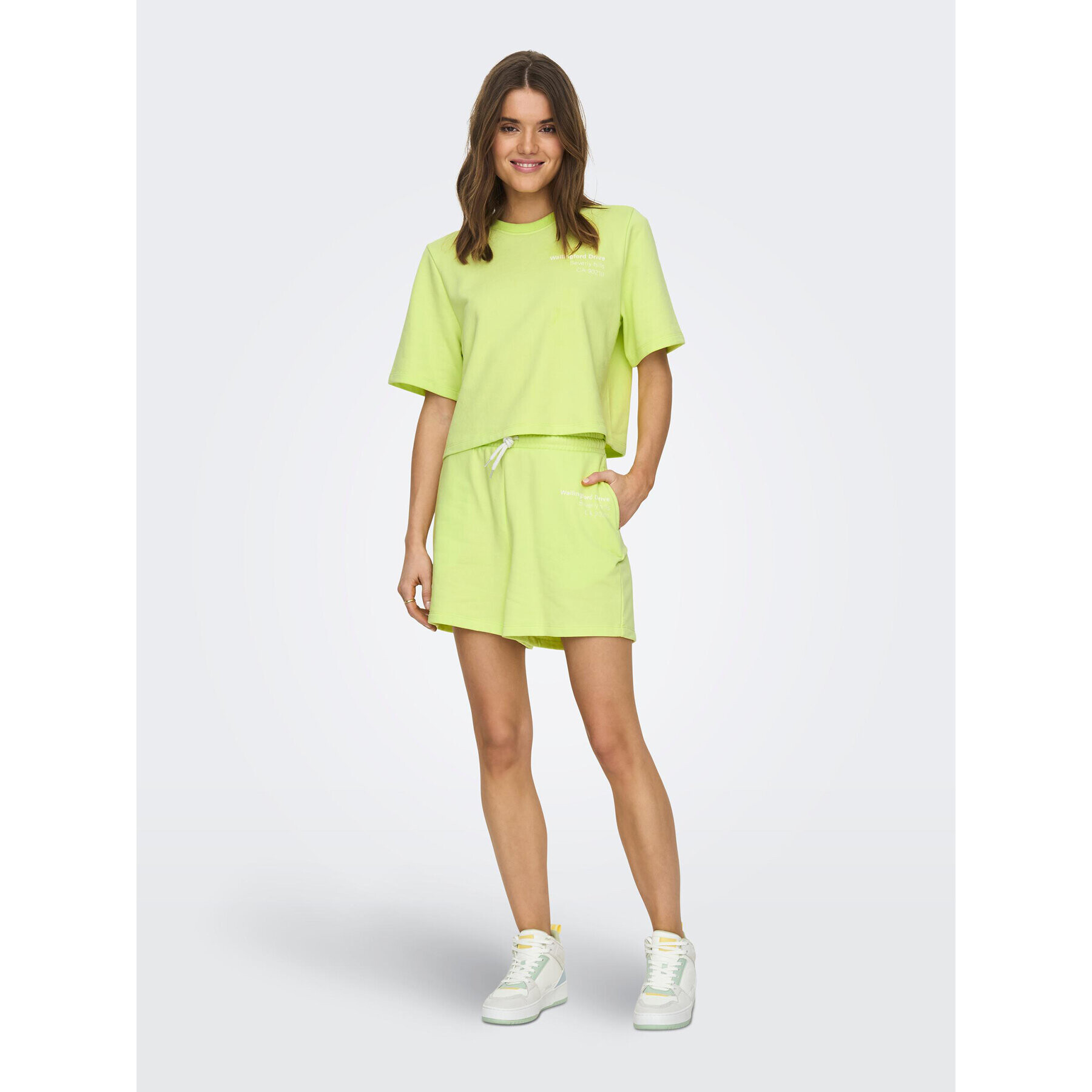 ONLY Спортни шорти 15293692 Зелен Regular Fit - Pepit.bg