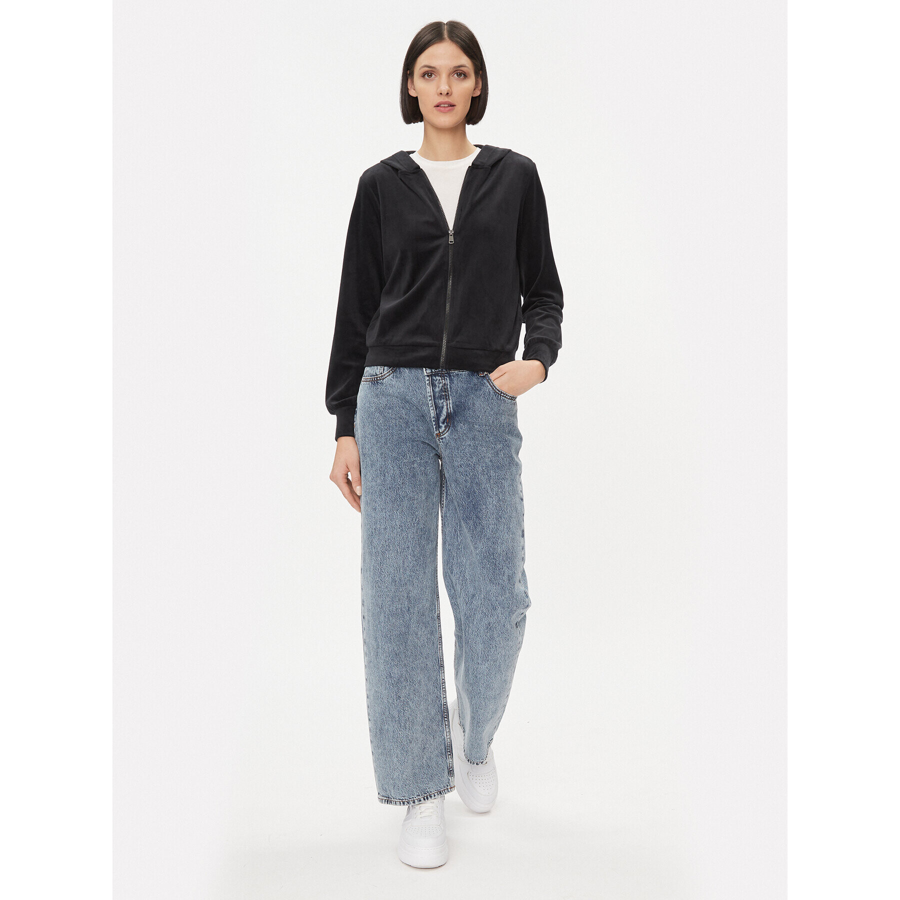 ONLY Суитшърт 15299670 Черен Regular Fit - Pepit.bg