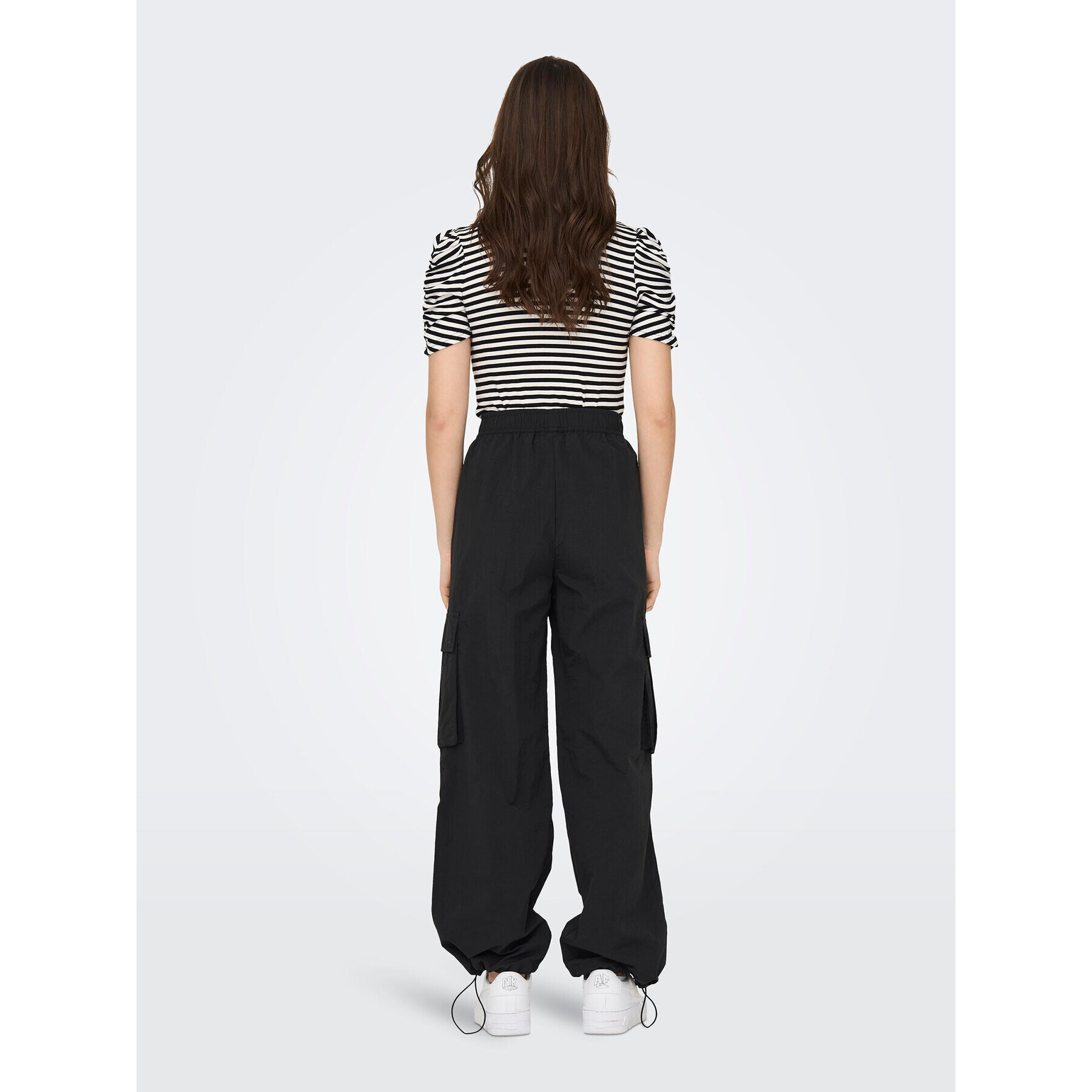 ONLY Текстилни панталони 15288248 Черен Cargo Fit - Pepit.bg