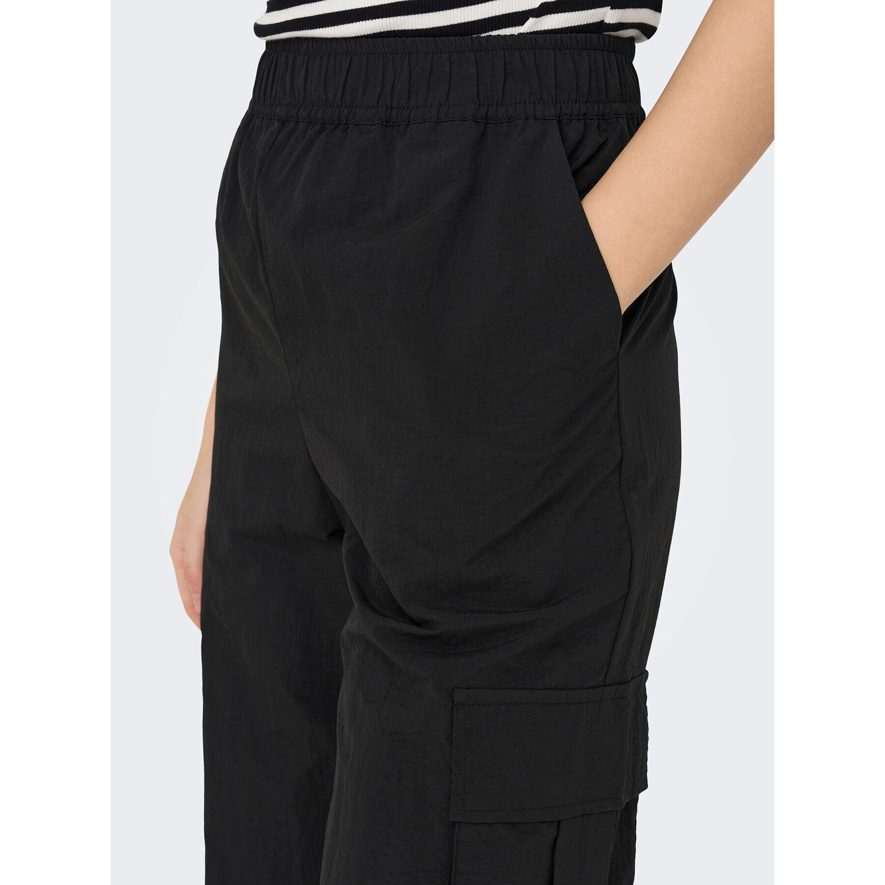 ONLY Текстилни панталони 15288248 Черен Cargo Fit - Pepit.bg