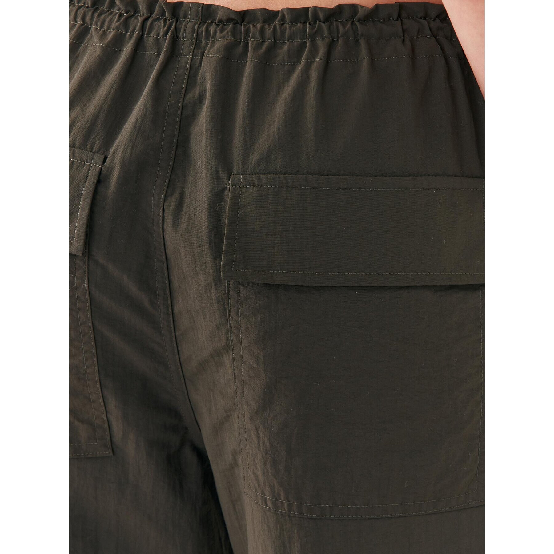 ONLY Текстилни панталони 15300275 Зелен Straight Fit - Pepit.bg