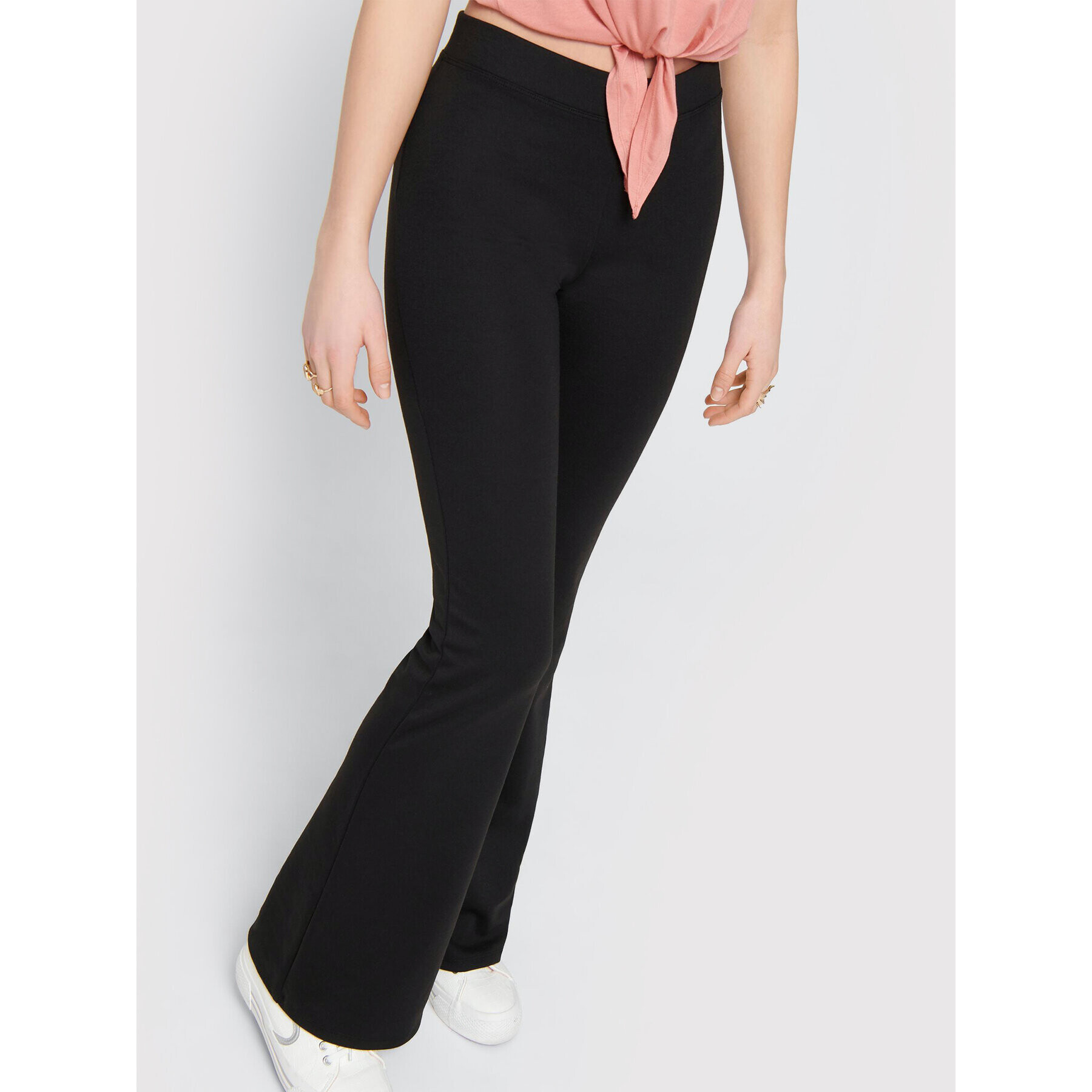 ONLY Текстилни панталони Fever 15213525 Черен Regular Fit - Pepit.bg