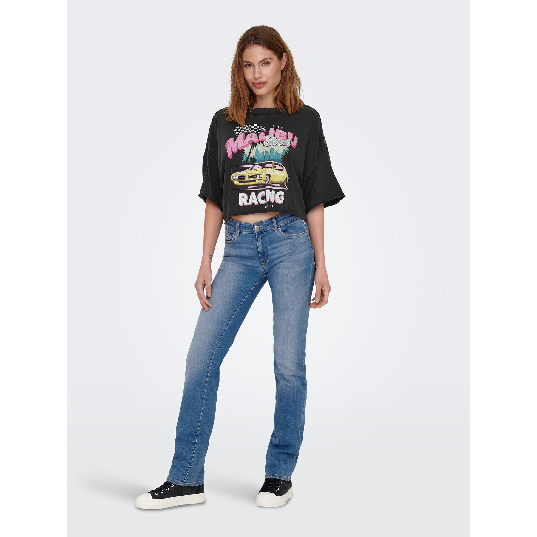 ONLY Тишърт 15290548 Черен Cropped Fit - Pepit.bg