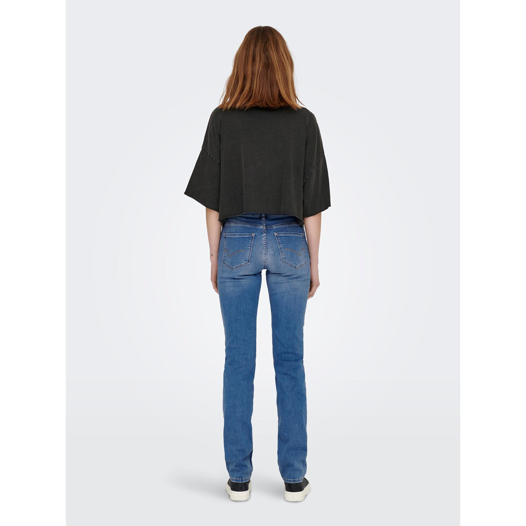 ONLY Тишърт 15290548 Черен Cropped Fit - Pepit.bg