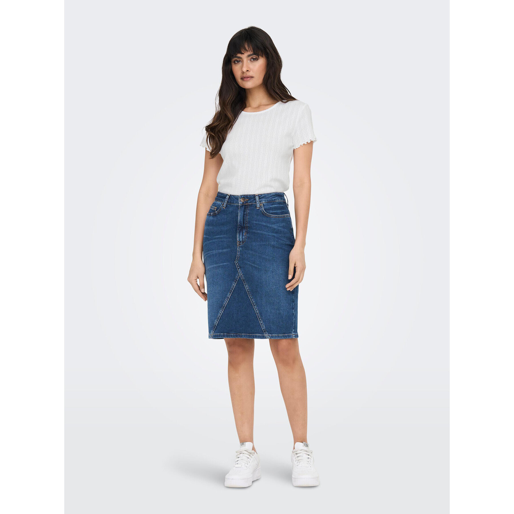 ONLY Тишърт Carlotta 15256154 Бял Tight Fit - Pepit.bg