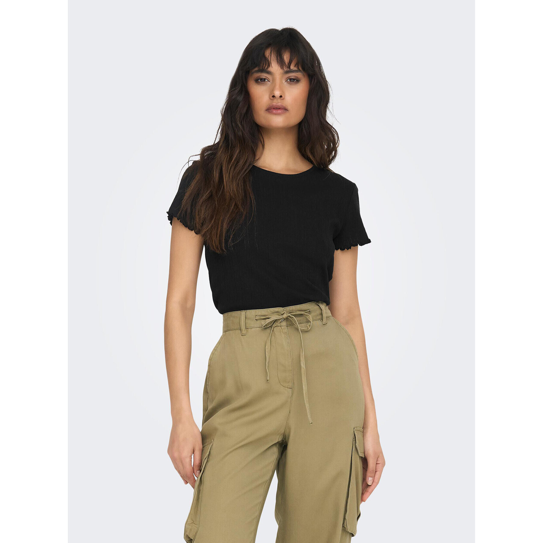 ONLY Тишърт Carlotta 15256154 Черен Tight Fit - Pepit.bg