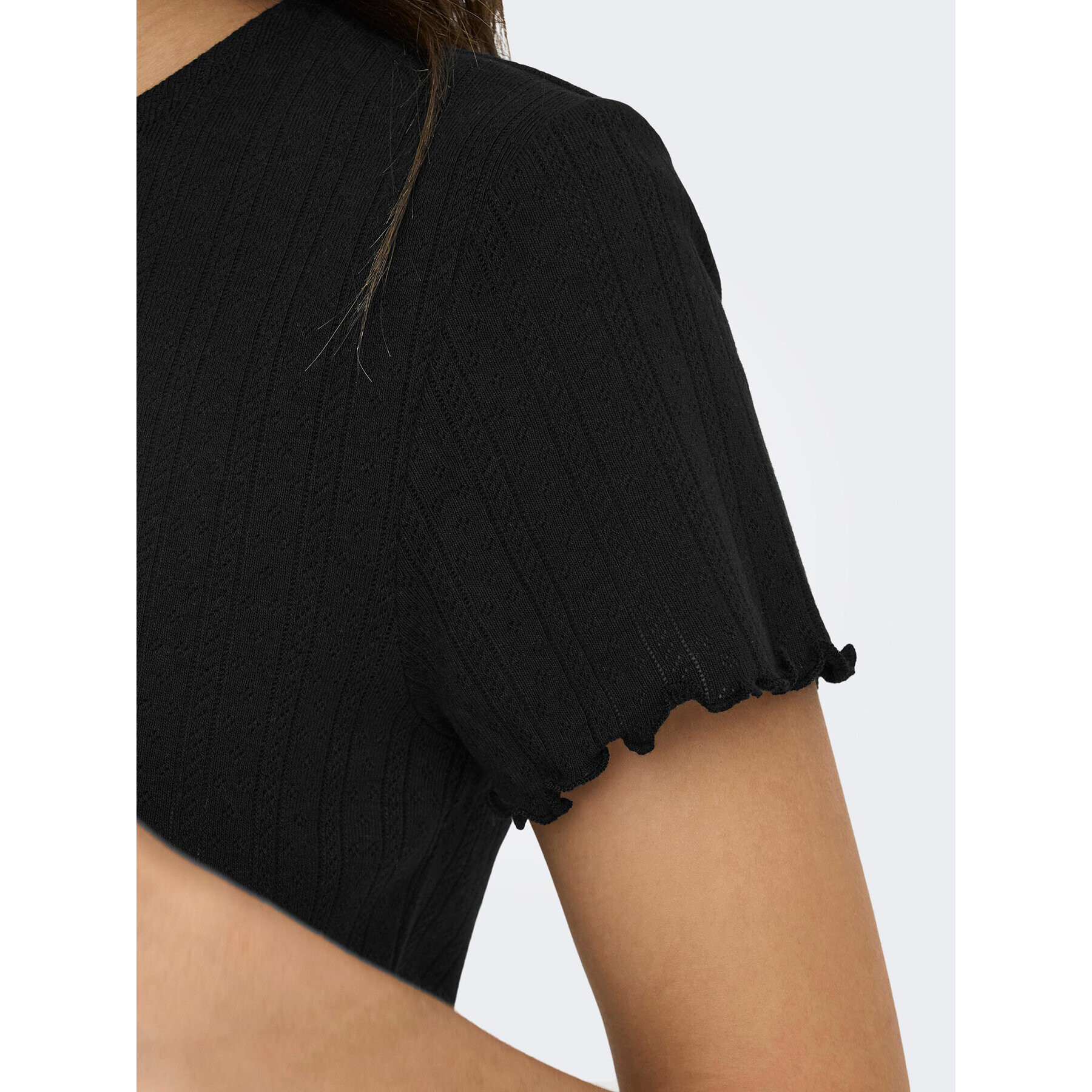 ONLY Тишърт Carlotta 15256154 Черен Tight Fit - Pepit.bg