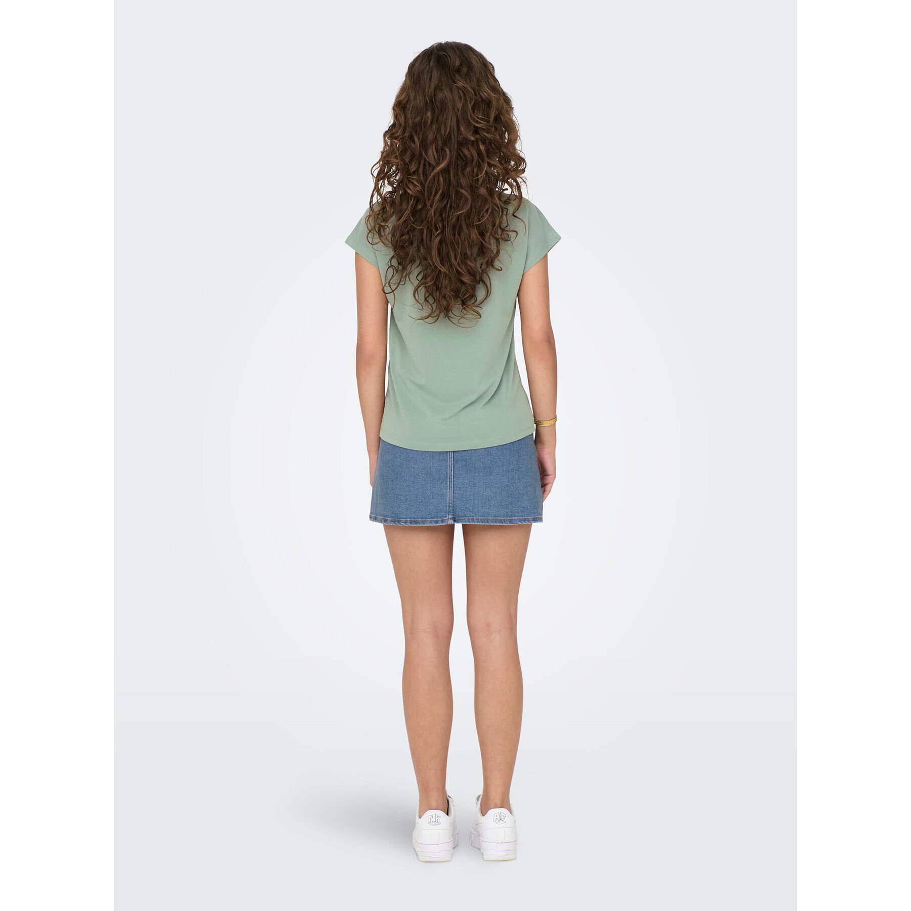 ONLY Тишърт Free 15287041 Зелен Regular Fit - Pepit.bg