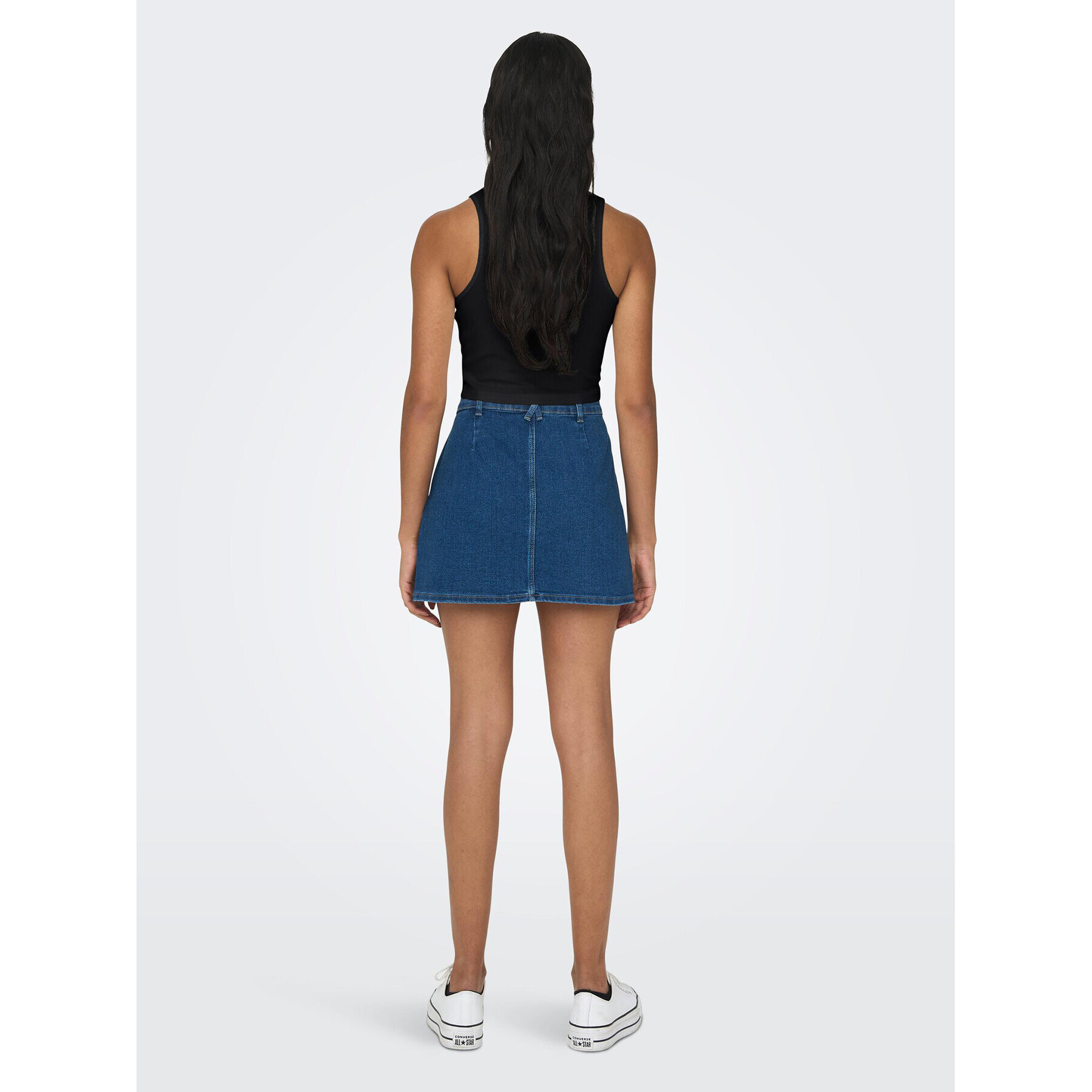 ONLY топ 15289846 Черен Cropped Fit - Pepit.bg