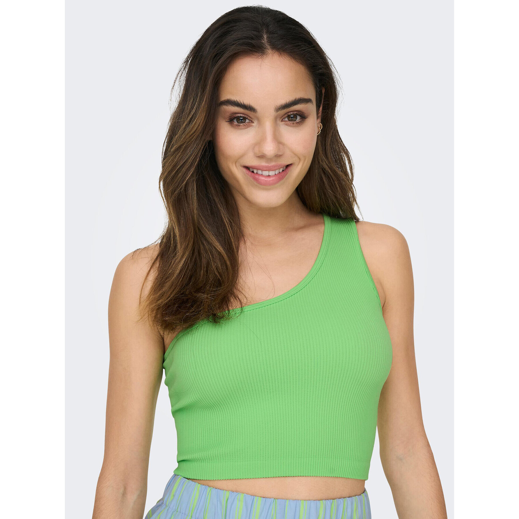 ONLY топ 15291202 Зелен Cropped Fit - Pepit.bg