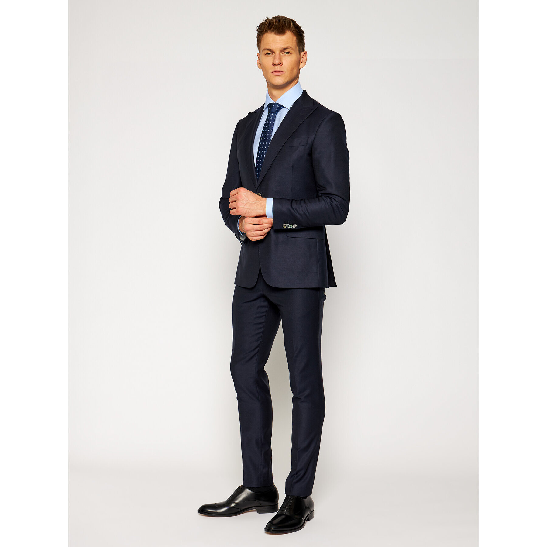 Oscar Jacobson Костюм Elmer Suit 2078 5333 Тъмносин Slim Fit - Pepit.bg