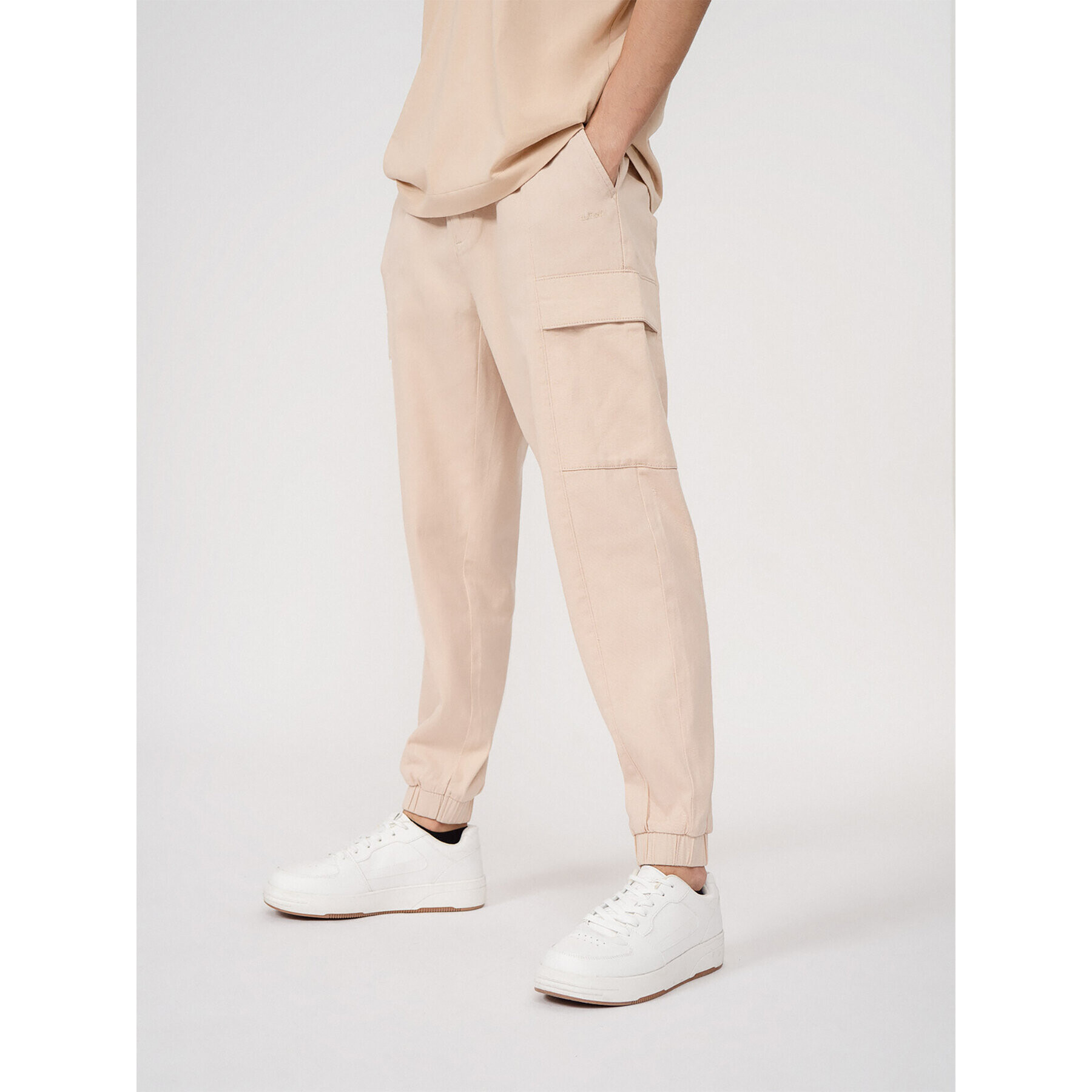 Outhorn Долнище анцуг OTHSS23TTROM198 Бежов Regular Fit - Pepit.bg