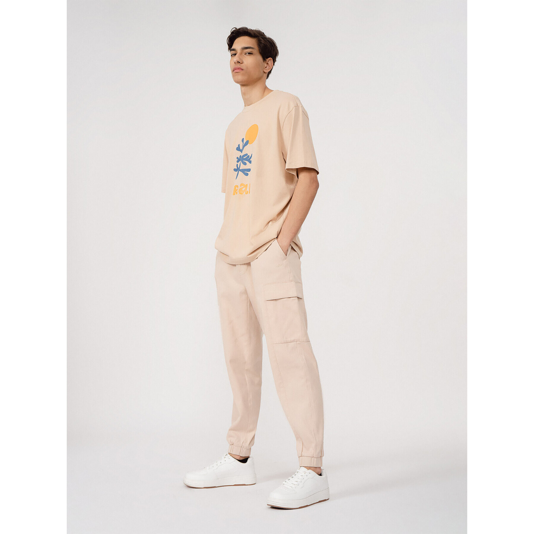 Outhorn Долнище анцуг OTHSS23TTROM198 Бежов Regular Fit - Pepit.bg