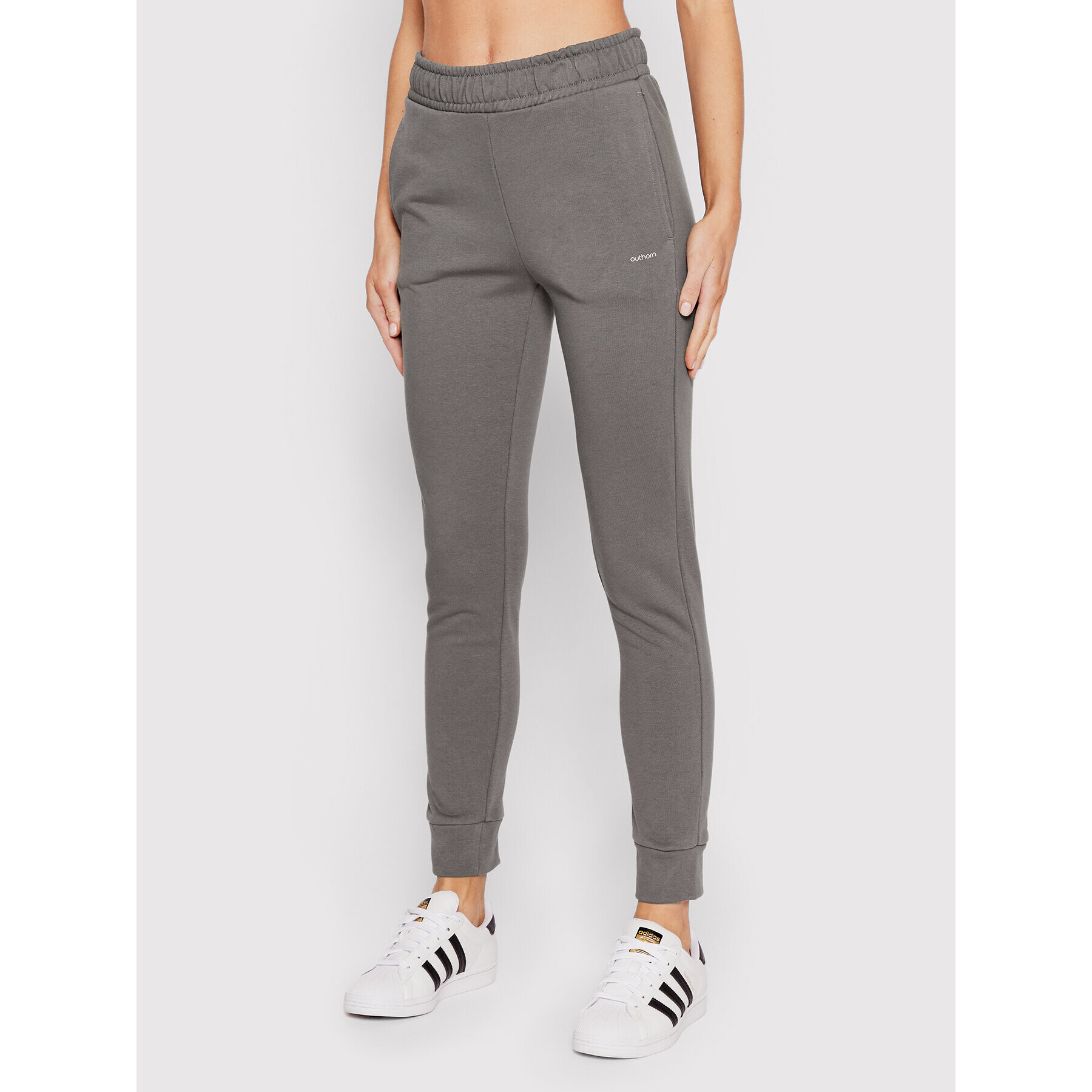 Outhorn Долнище анцуг SPDD600 Сив Regular Fit - Pepit.bg