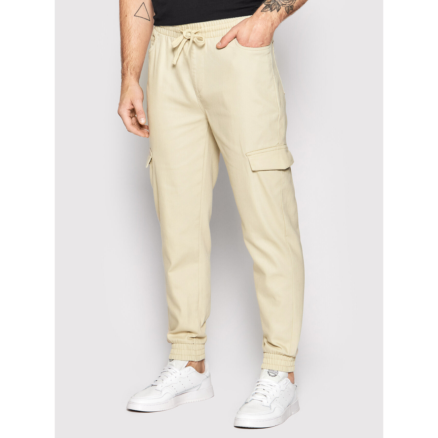 Outhorn Джогъри SPMJ600 Бежов Relaxed Fit - Pepit.bg