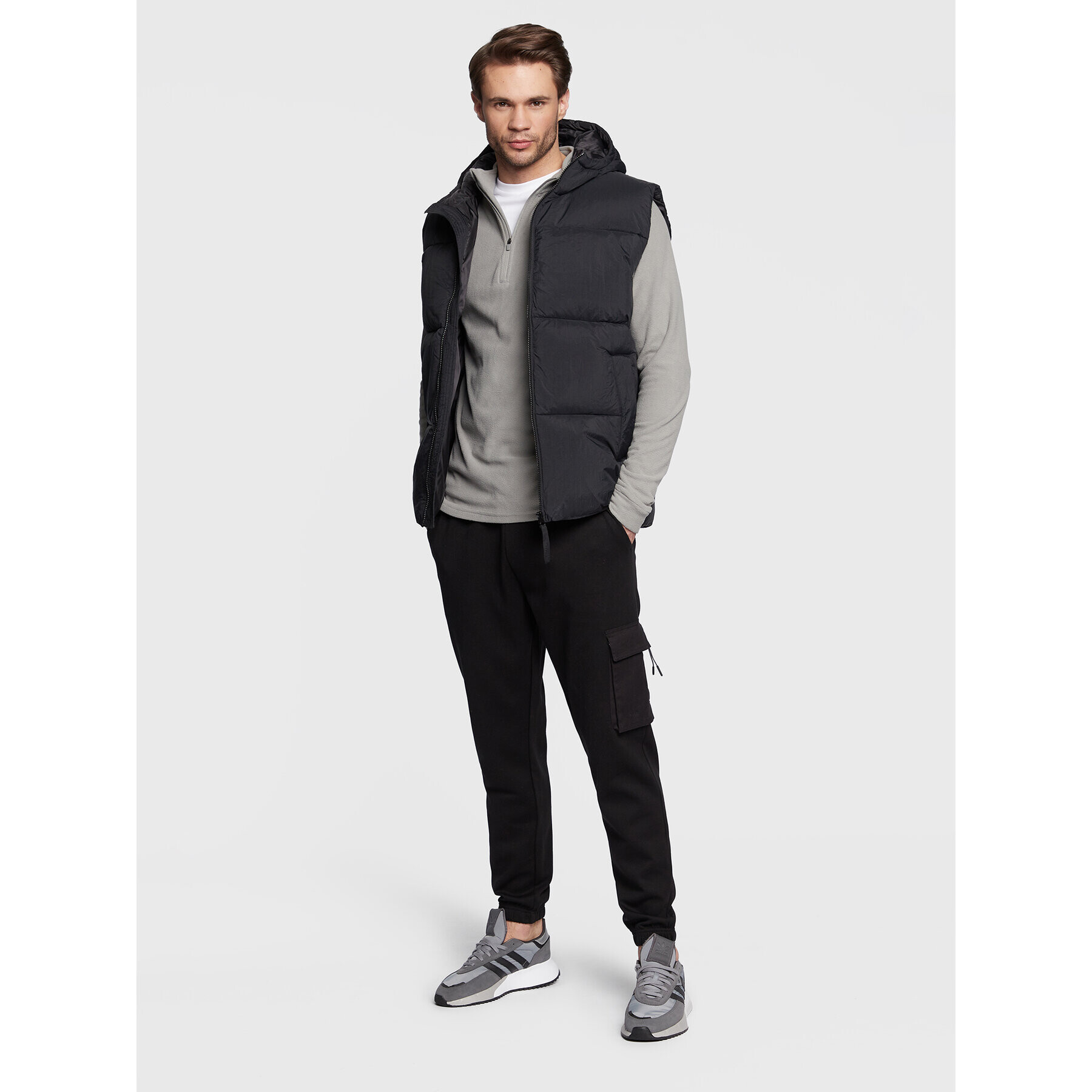 Outhorn Елек TVESM004 Черен Regular Fit - Pepit.bg