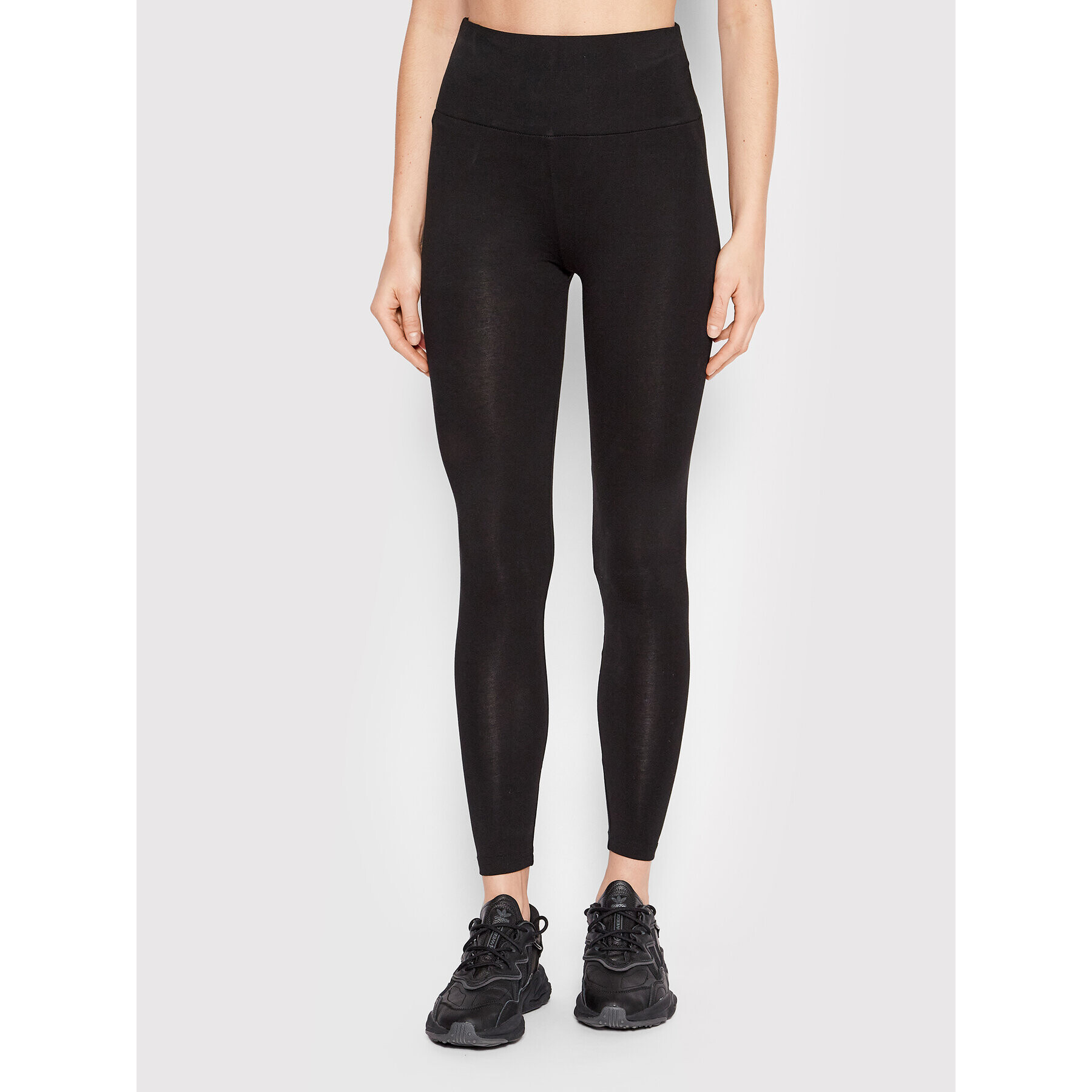 Outhorn Клин LEG600 Черен Slim Fit - Pepit.bg