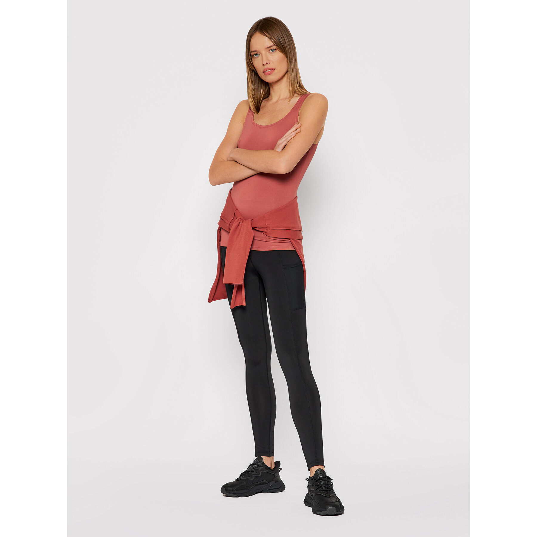 Outhorn Клин SPDF601 Черен Slim Fit - Pepit.bg