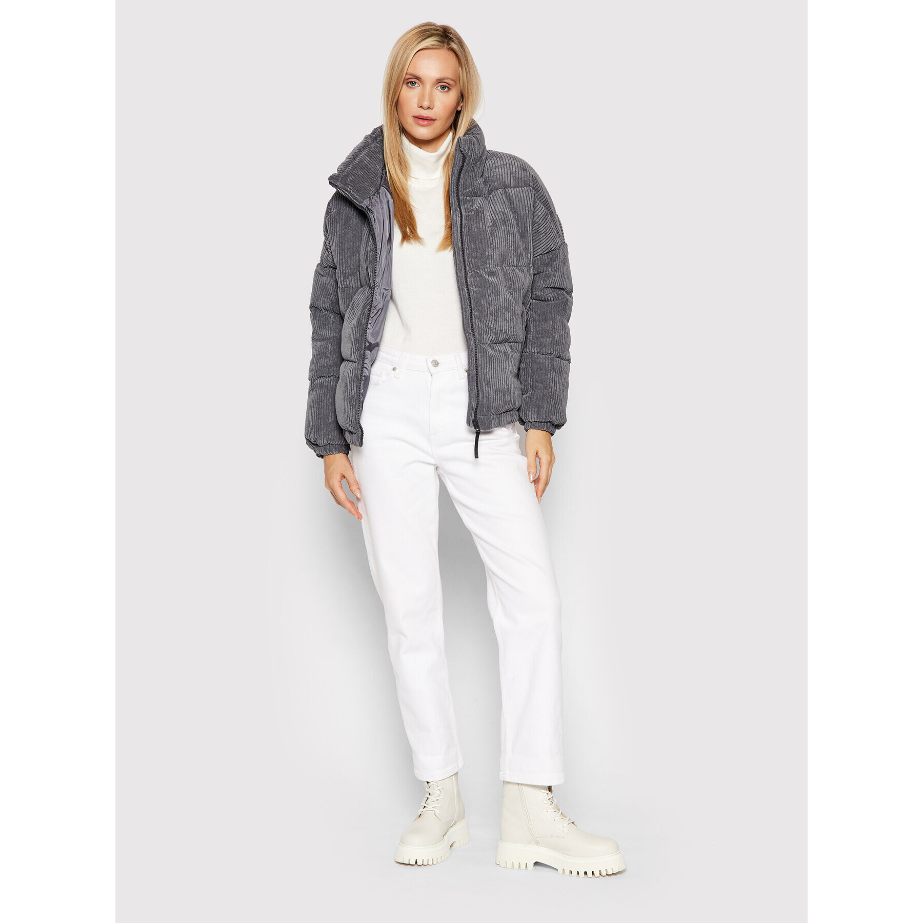 Outhorn Пухено яке KUDP606 Сив Relaxed Fit - Pepit.bg