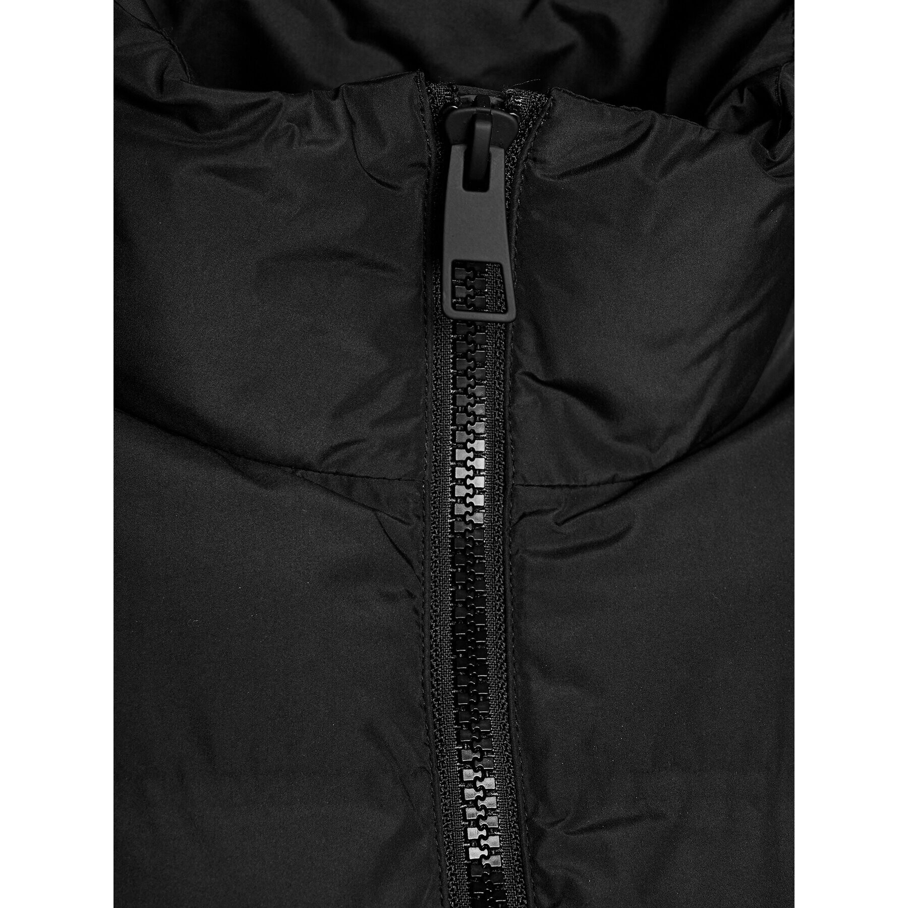 Outhorn Пухено яке TDJAF254 Черен Relaxed Fit - Pepit.bg