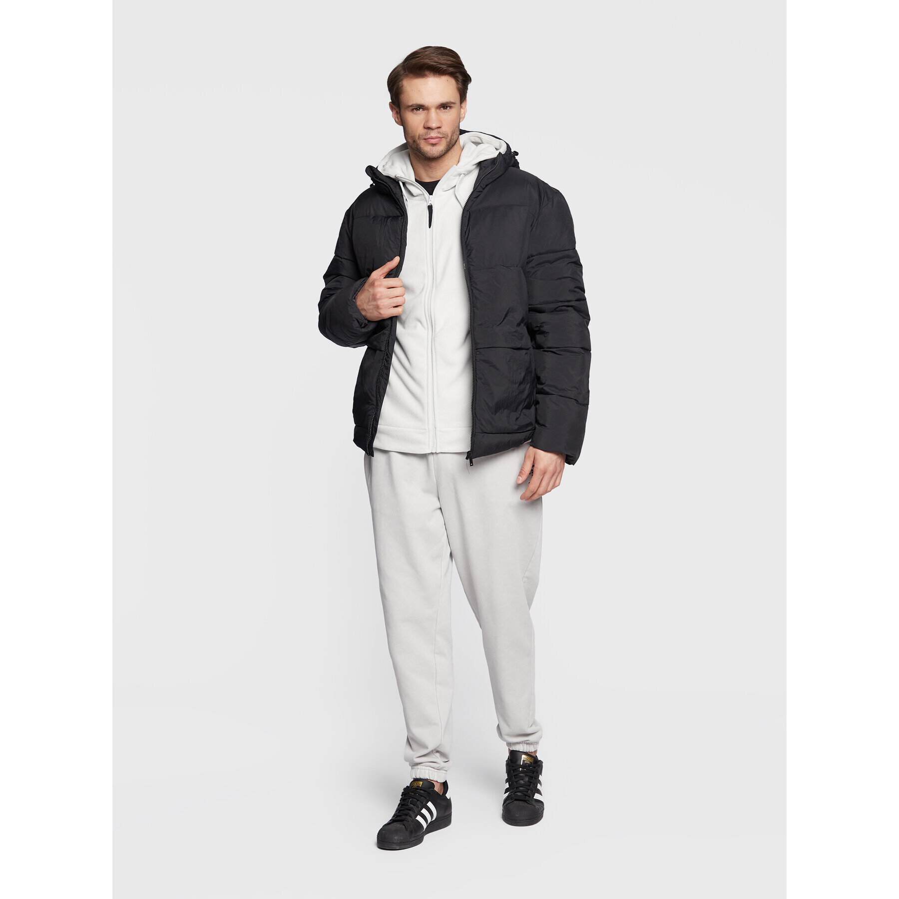 Outhorn Пухено яке TDJAM018 Черен Regular Fit - Pepit.bg