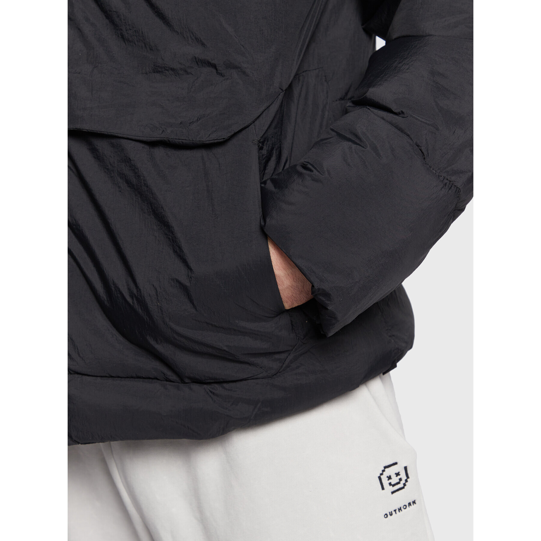 Outhorn Пухено яке TDJAM018 Черен Regular Fit - Pepit.bg